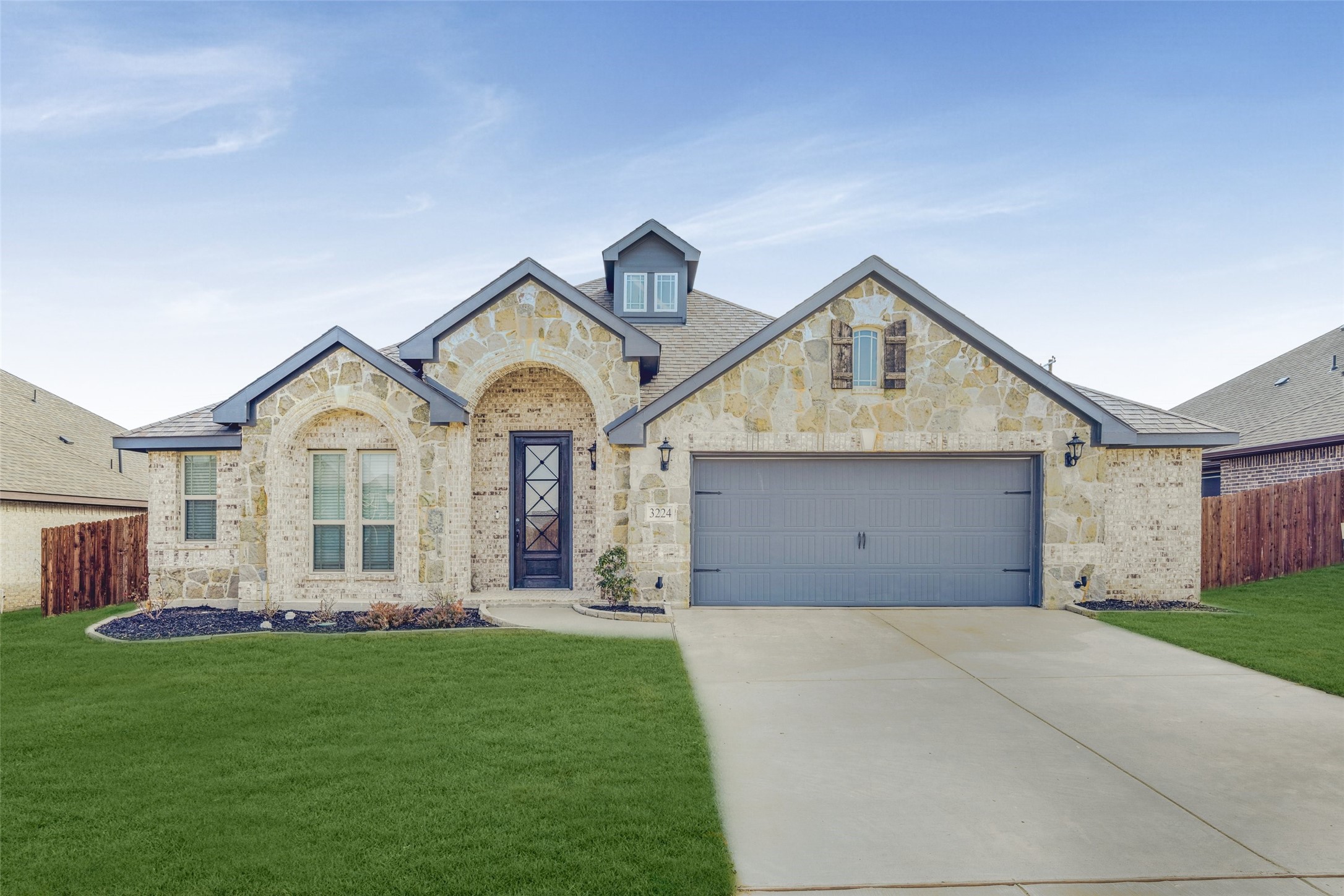 Photos of 3224 Rosewood Dr Glenn Heights TX 75154