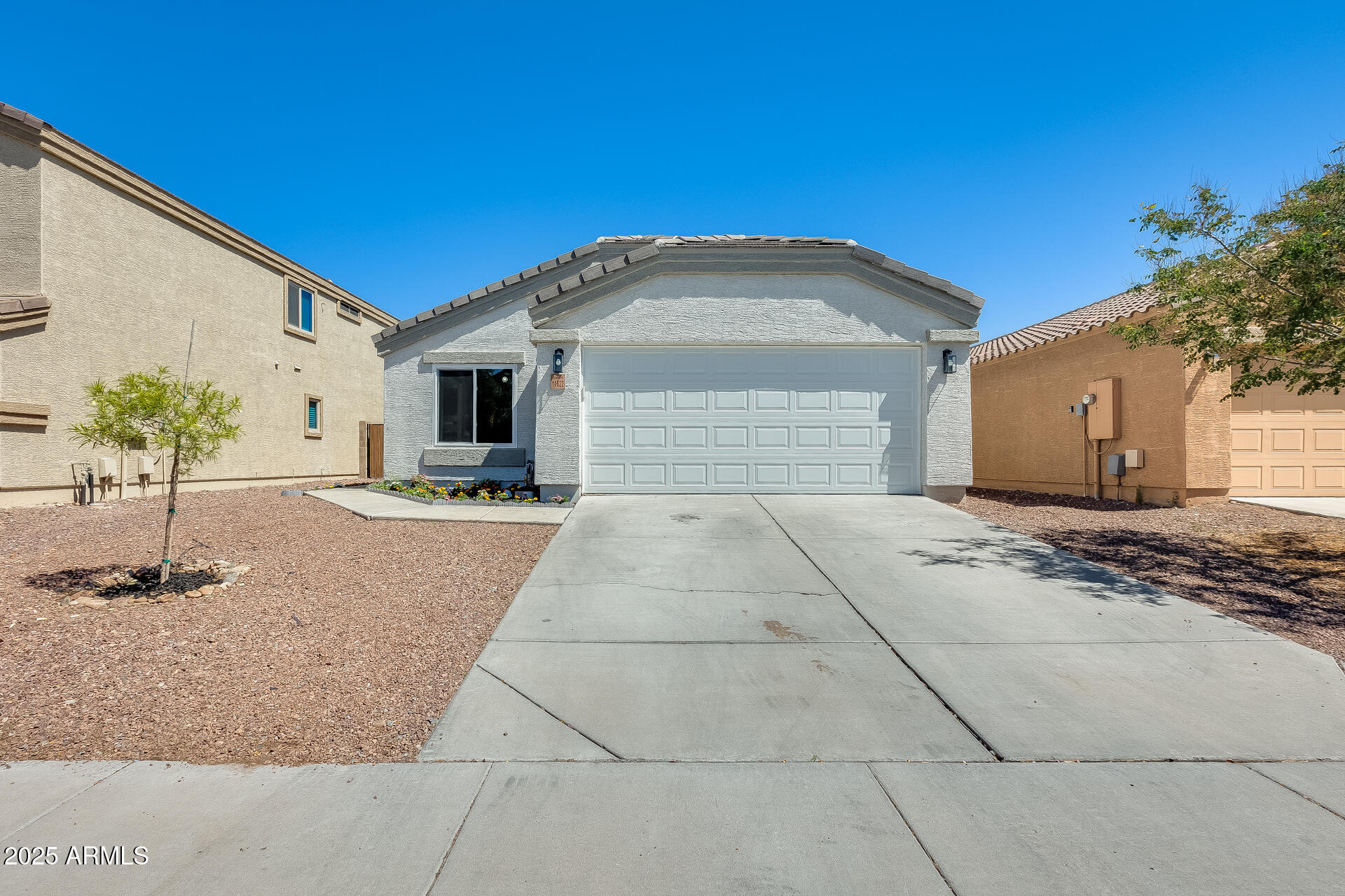 Photos of 11822 W Softwind Dr Sun City AZ 85373