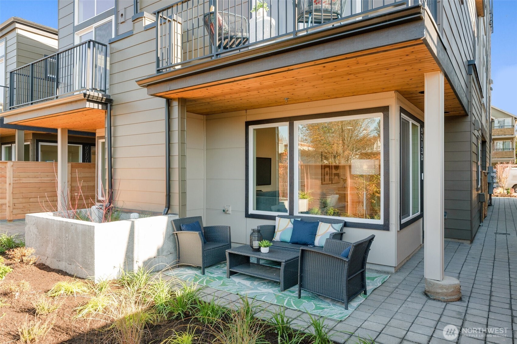 Photos of 9215 Densmore Ave N Unit B Seattle WA 98103