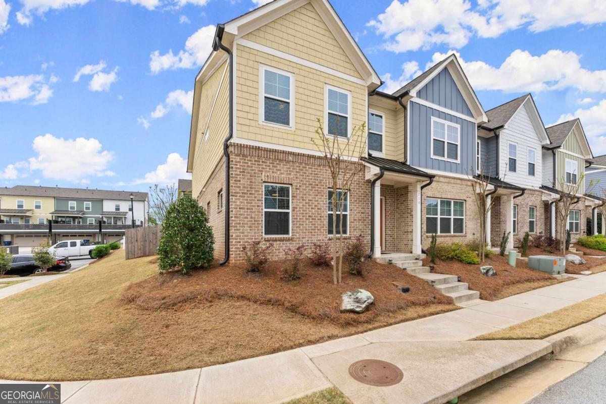 Photos of 218 Perry Point Run Lawrenceville GA 30046