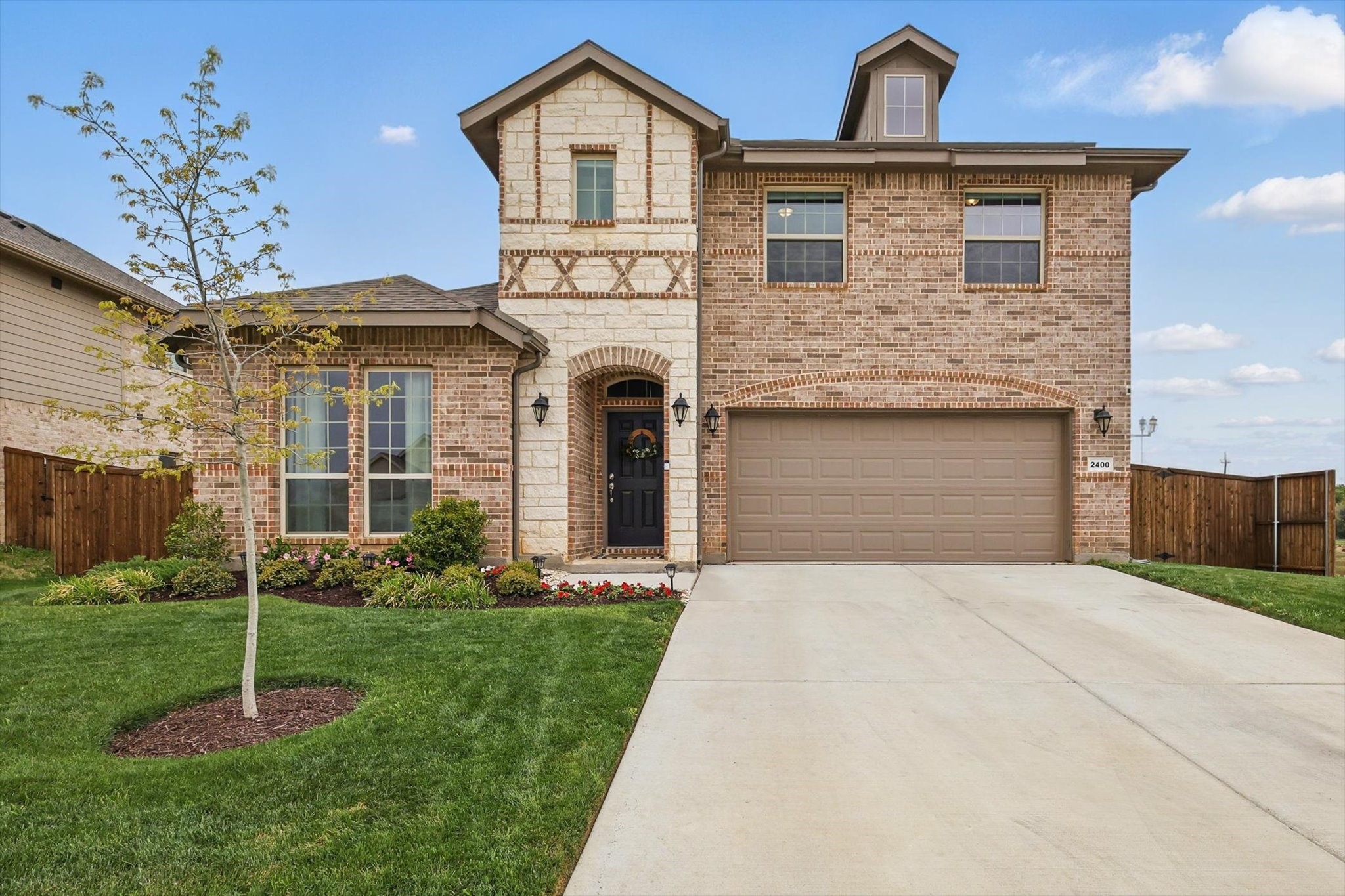 Photos of 2400 Peebles Ln Denton TX 76207
