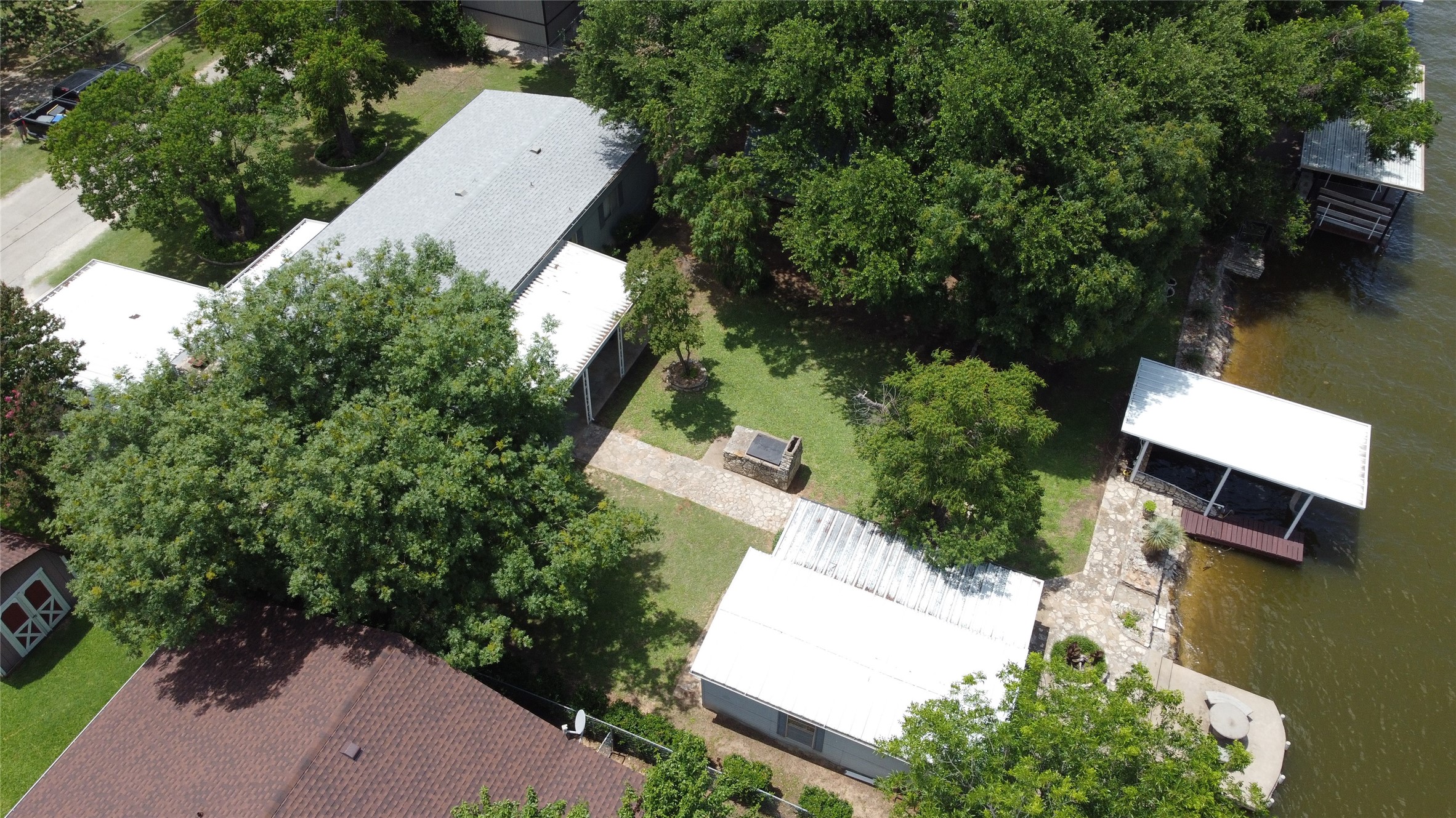 Photos of 3409 Tahitian Ct Granbury TX 76048