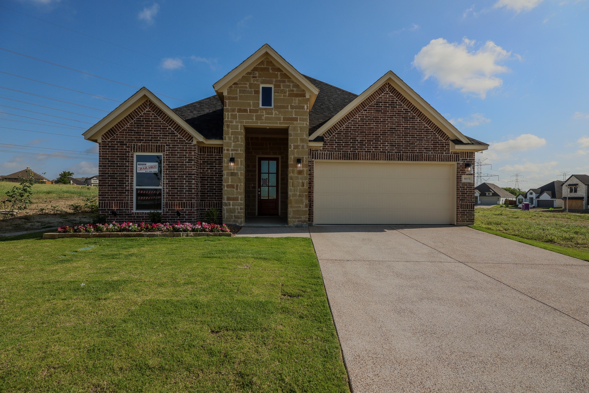 Photos of 10171 Blue Jay Ln Benbrook TX 76126