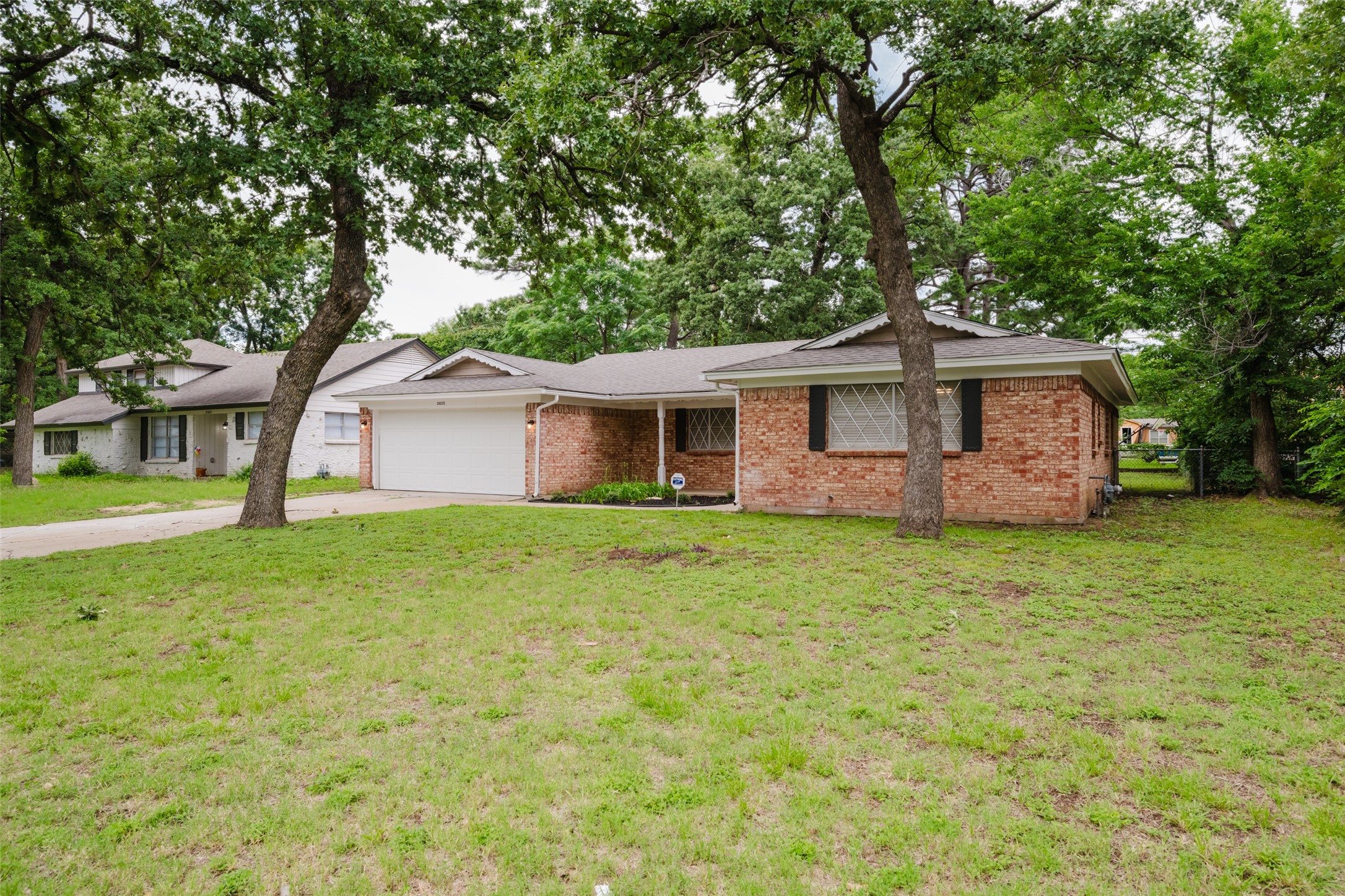 Photos of 3605 Falcon Dr Forest Hill TX 76119