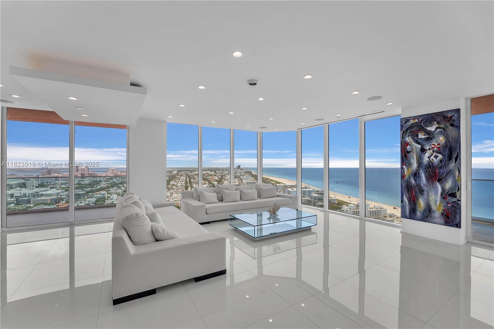 Photos of 300 S Pointe Dr Apt 3405 Miami Beach FL 33139