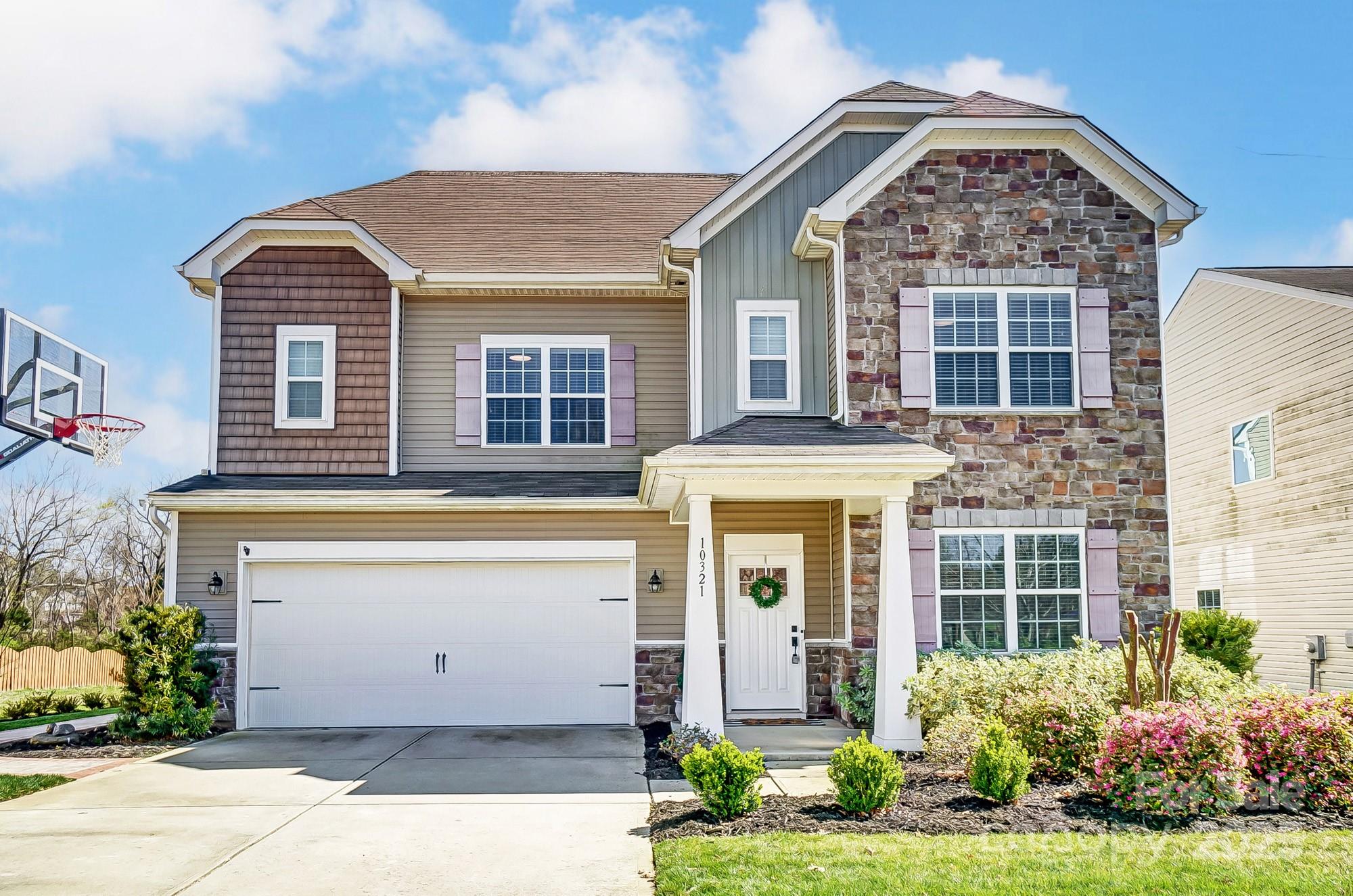 Photos of 10321 Solar Way Charlotte NC 28278