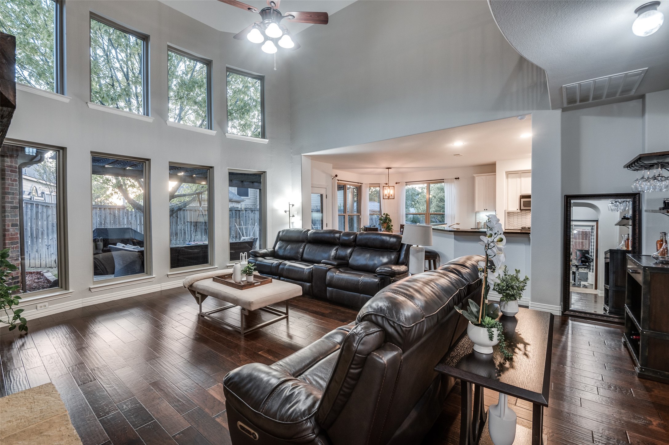 Photos of 910 Forest Park Ct Keller TX 76248