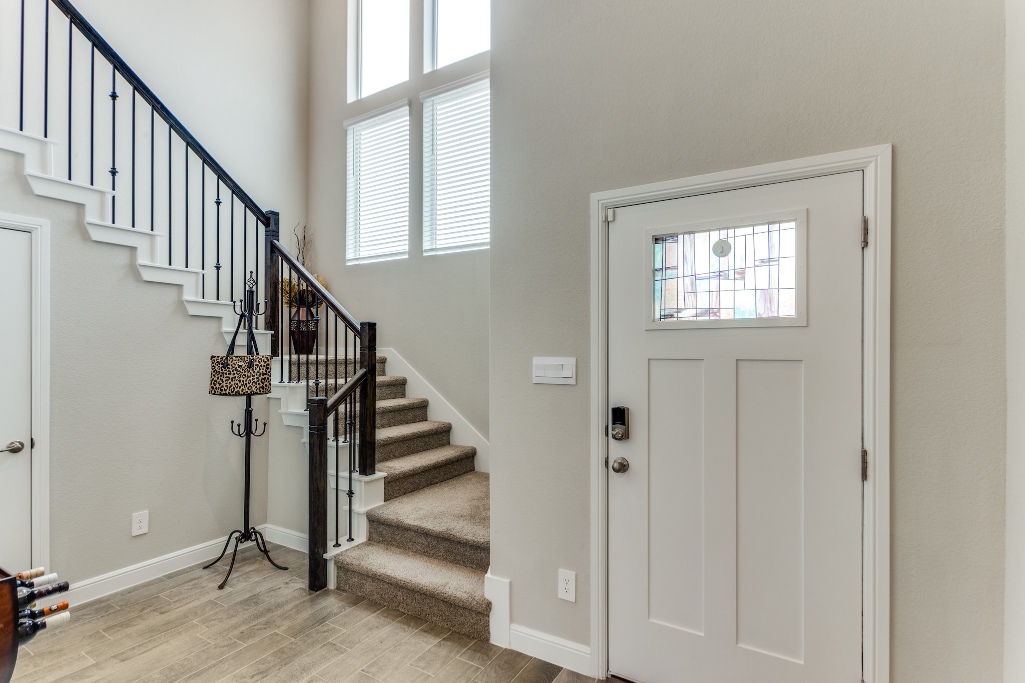 Photos of 1604 Central Park Dr Alvarado TX 76009