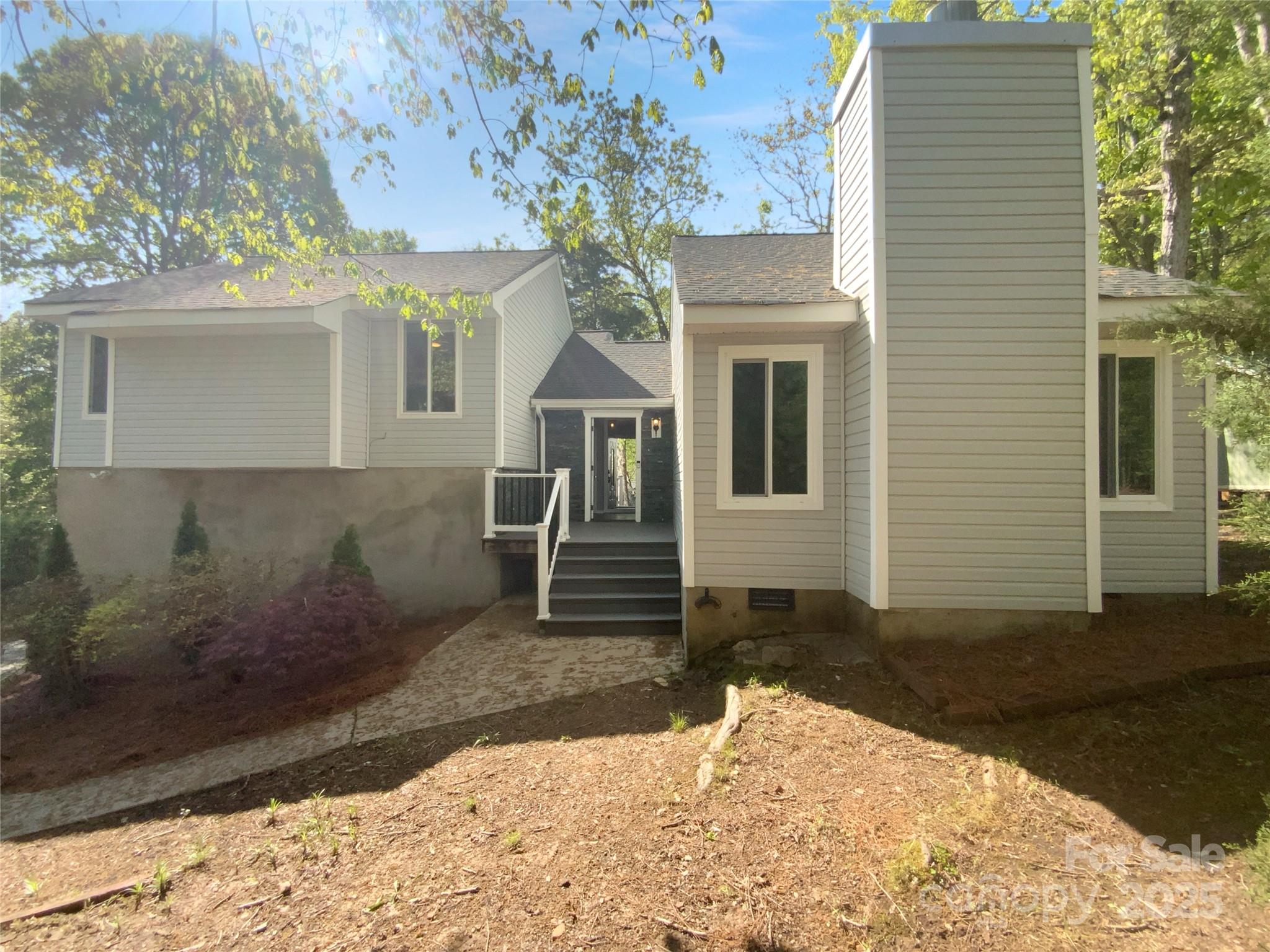 Photos of 8000 Briardale Dr Charlotte NC 28212