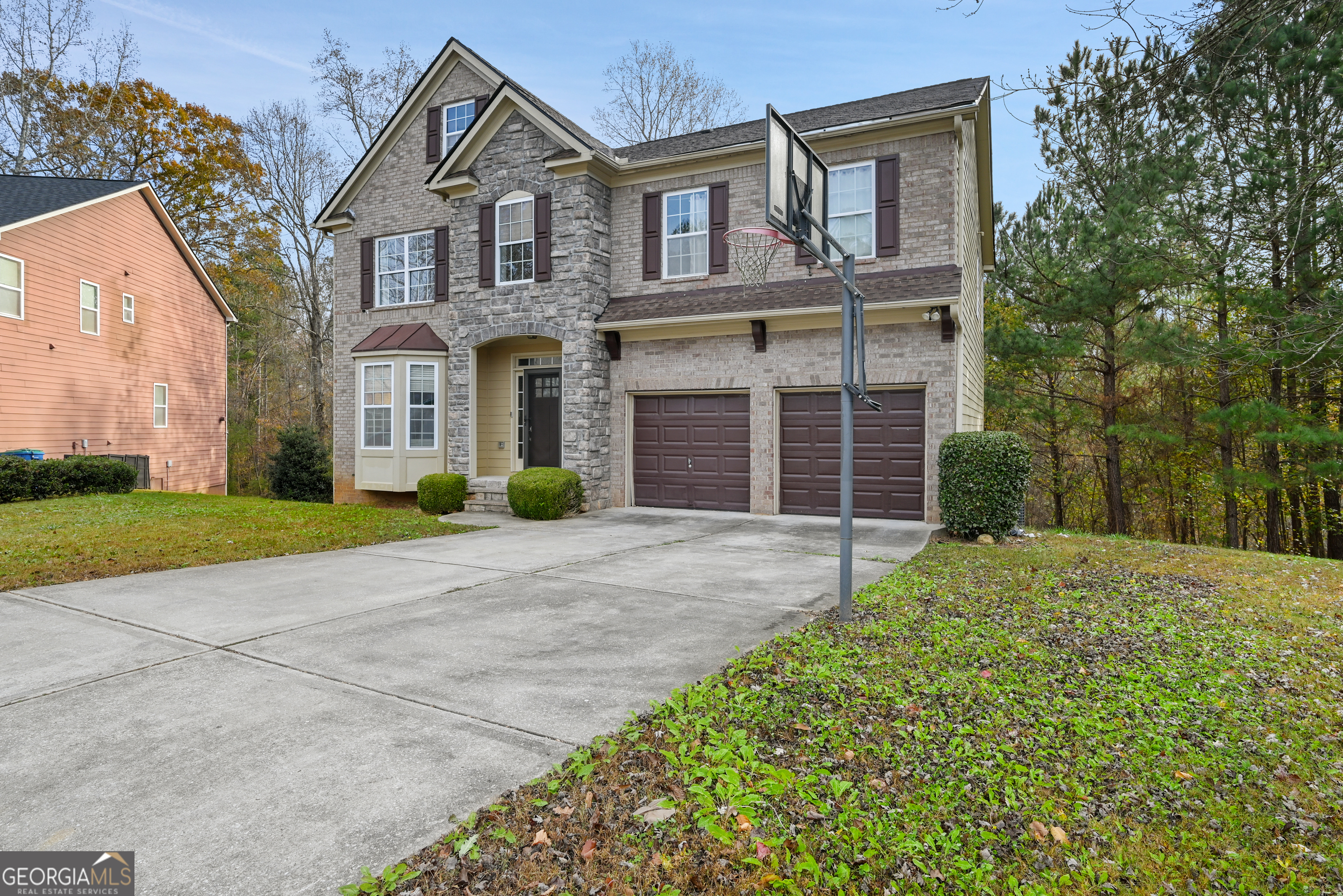 Photos of 6358 Stoneview Ln SW Atlanta GA 30331