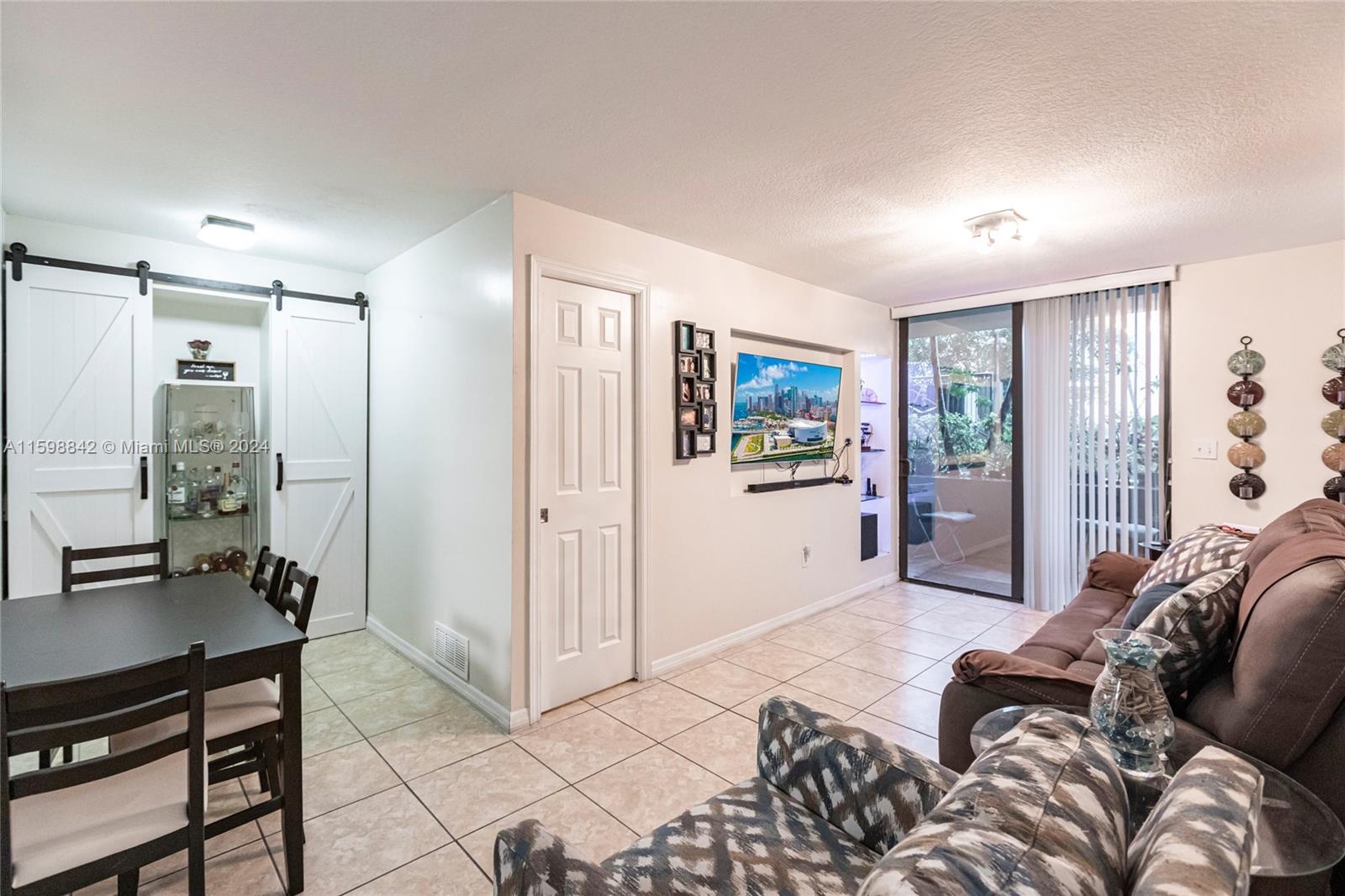 Photos of 1690 SW 27th Ave Apt 306 Miami FL 33145