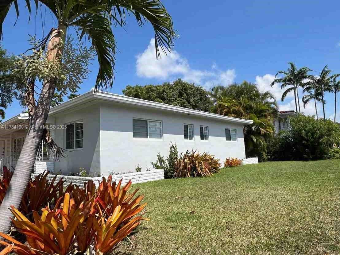 Photos of 401 Malaga Ave Coral Gables FL 33134