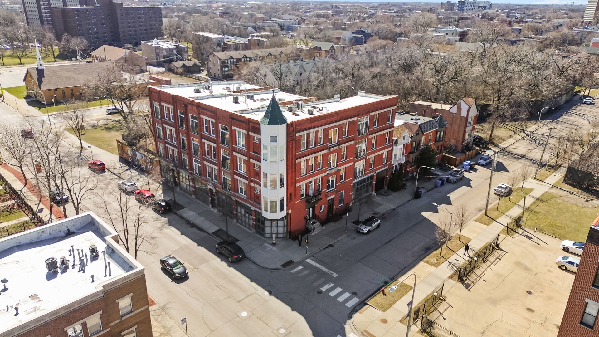 Photos of 4102 S Cottage Grove Ave Apt 3S Chicago IL 60653