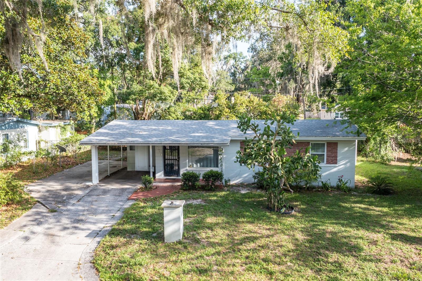 Photos of 929 SE 9th Pl Gainesville FL 32601