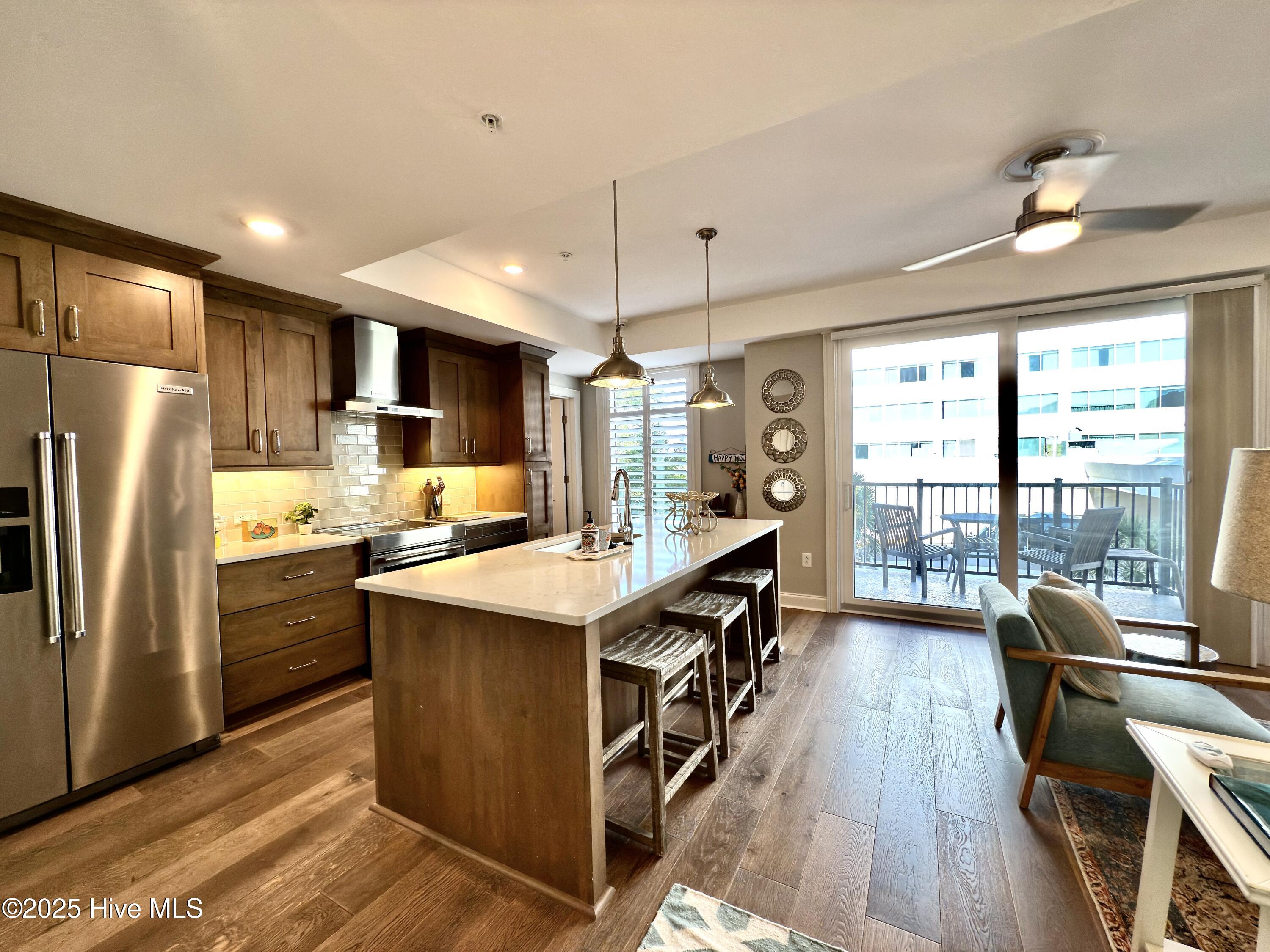 Photos of 10 Grace St Apt 301 Wilmington NC 28401