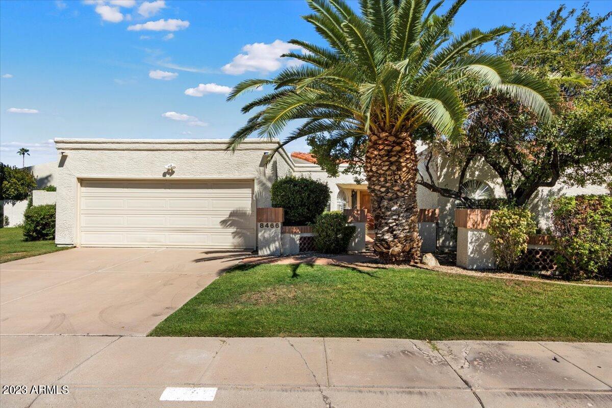 Photos of 8466 E San Benito Dr Scottsdale AZ 85258