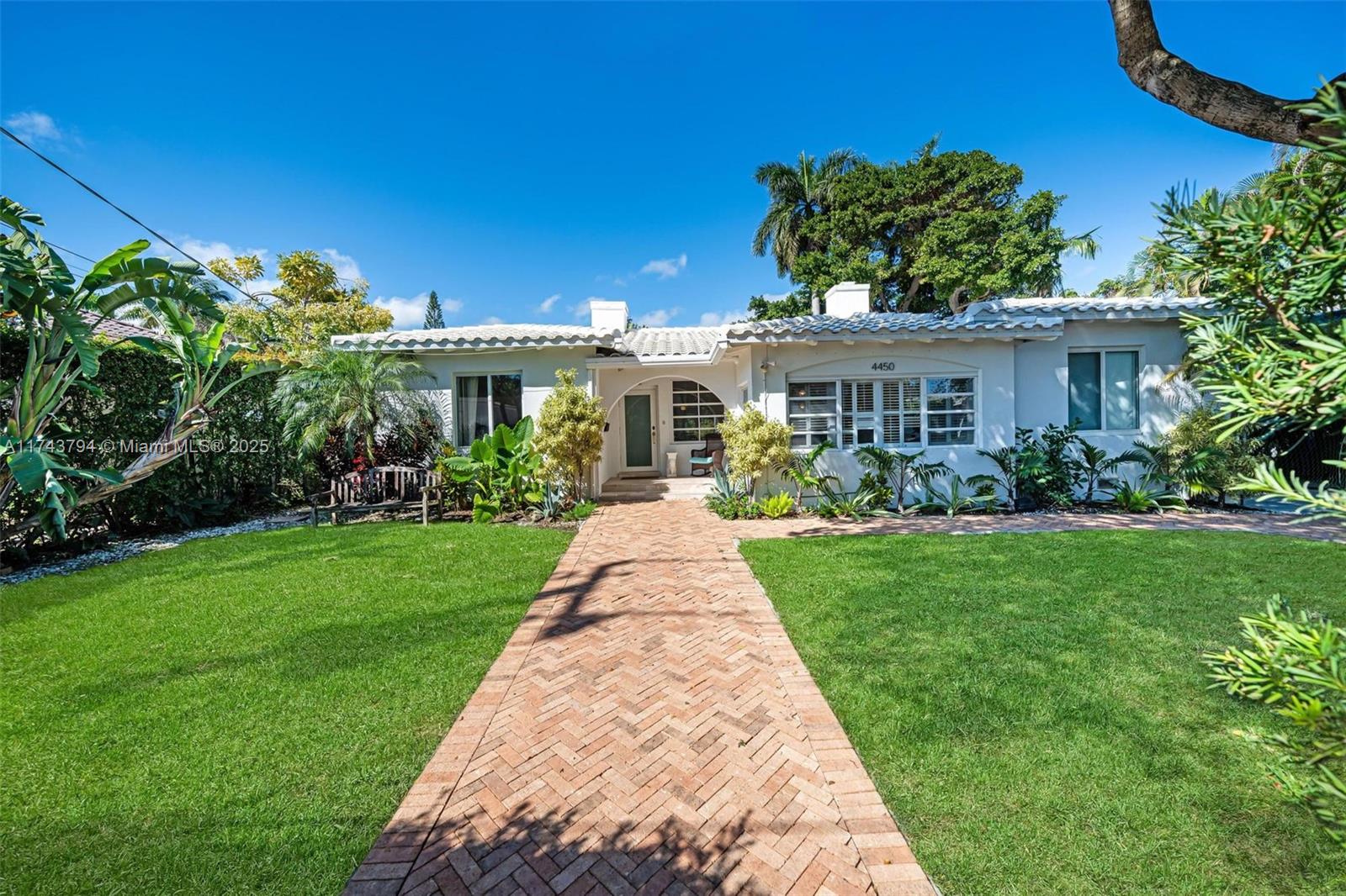 Photos of 4450 N Jefferson Ave Miami Beach FL 33140