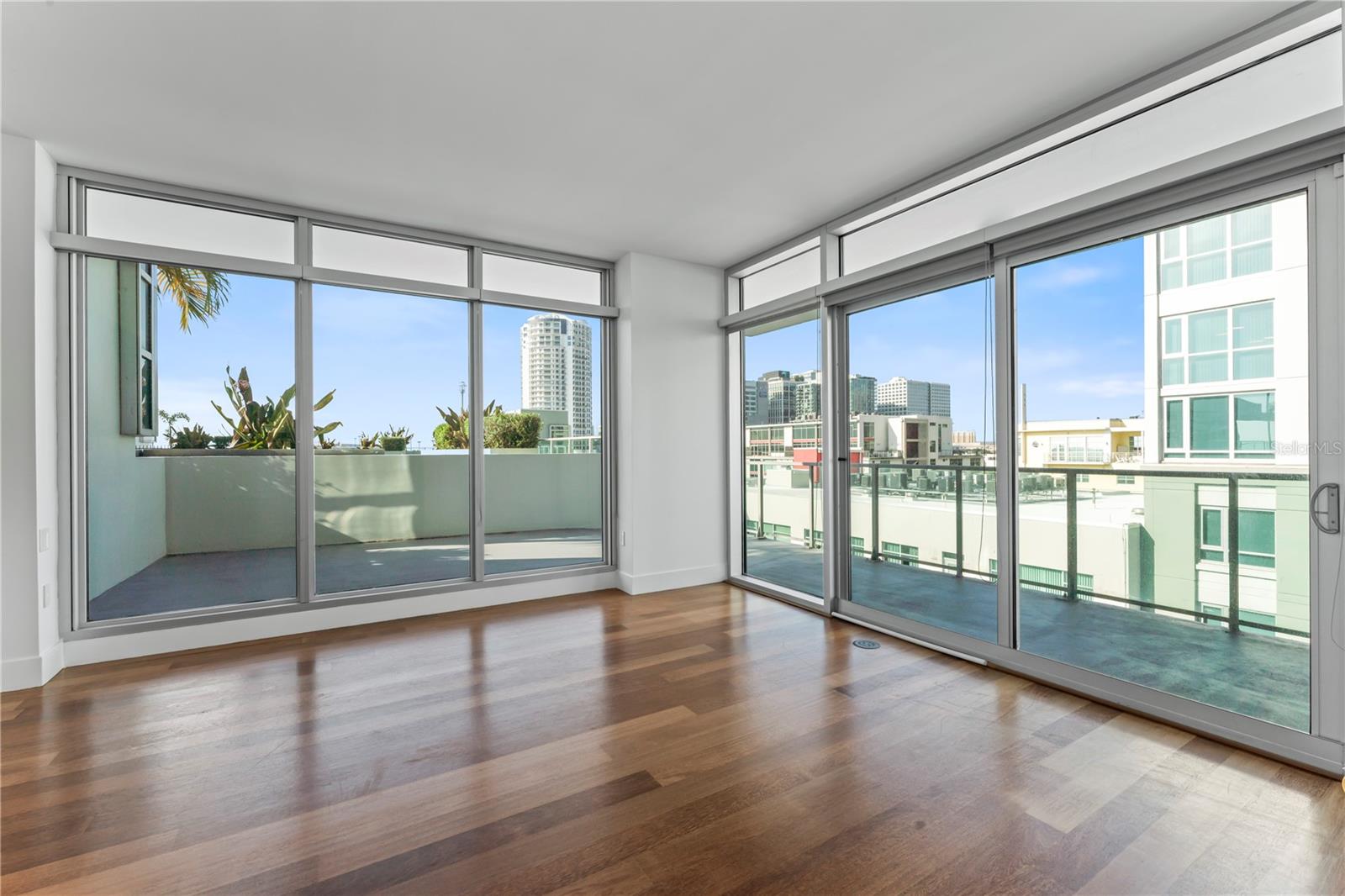 Photos of 912 Channelside Dr Unit 2607 Tampa FL 33602