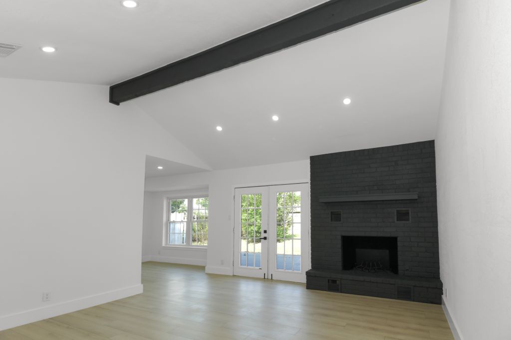 Photos of 1509 Parkview Ln San Marcos TX 78666