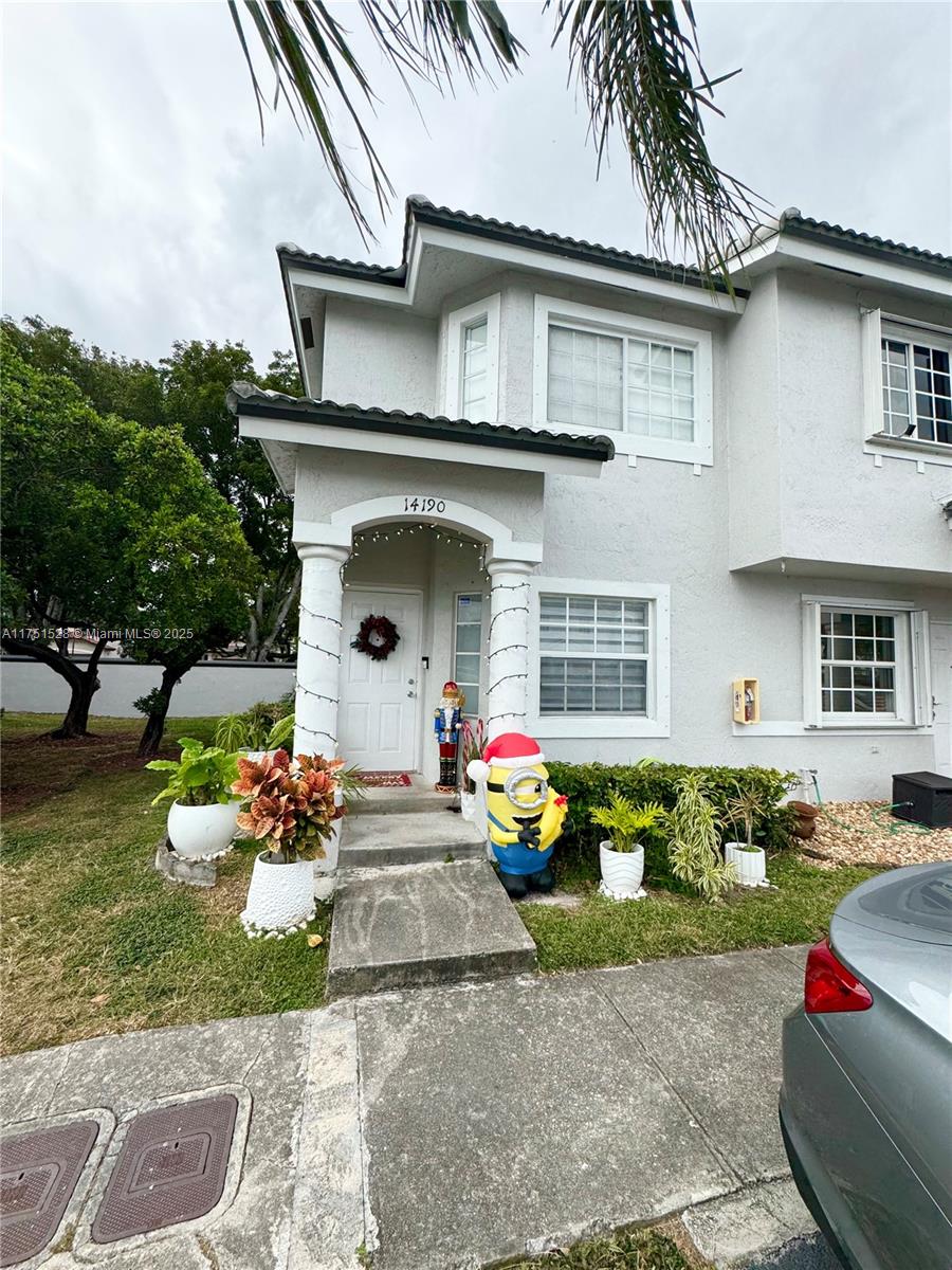 Photos of 14190 SW 121st Pl Miami FL 33186