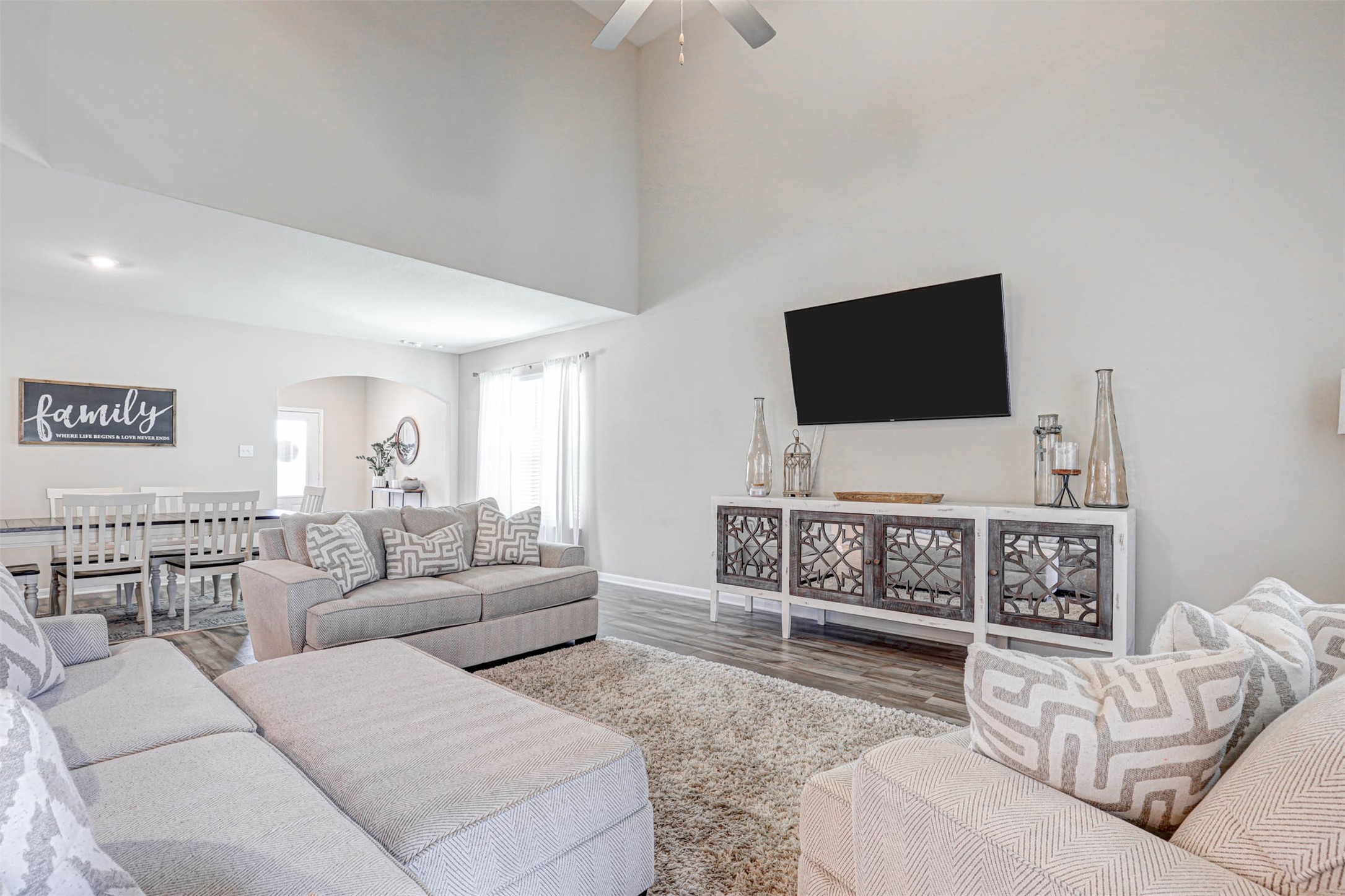 Photos of 1052 Maidenhair Ln Crowley TX 76036