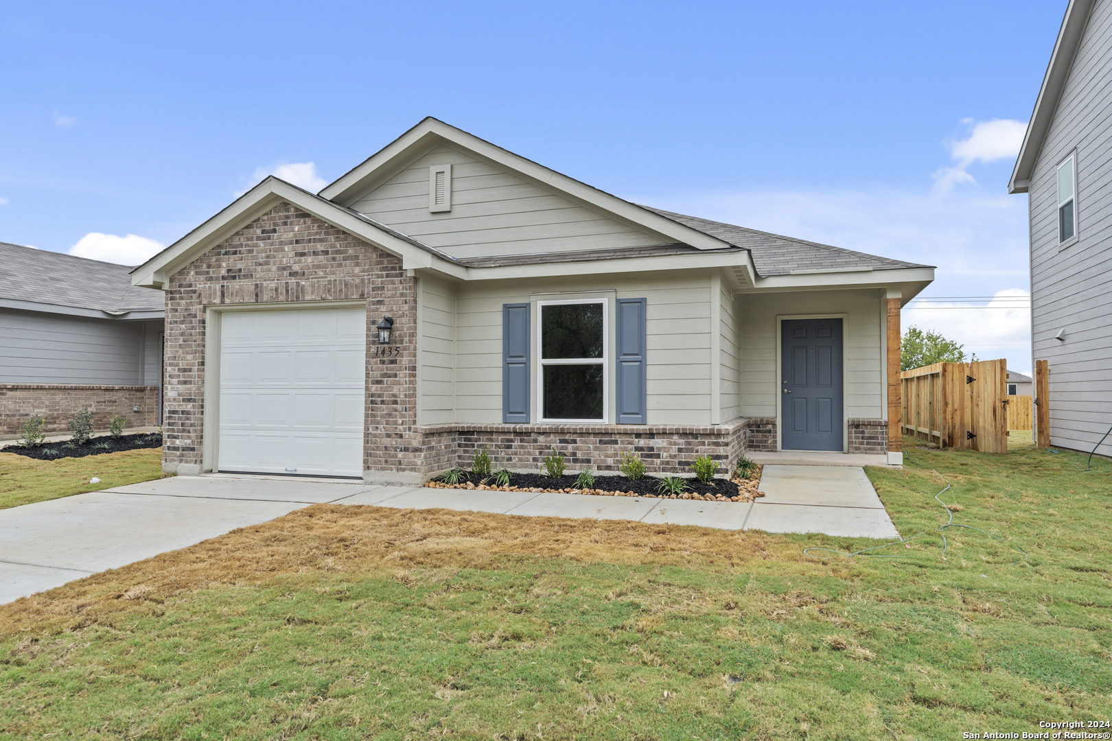 Photos of 1534 Outrigger Way San Antonio TX 78224