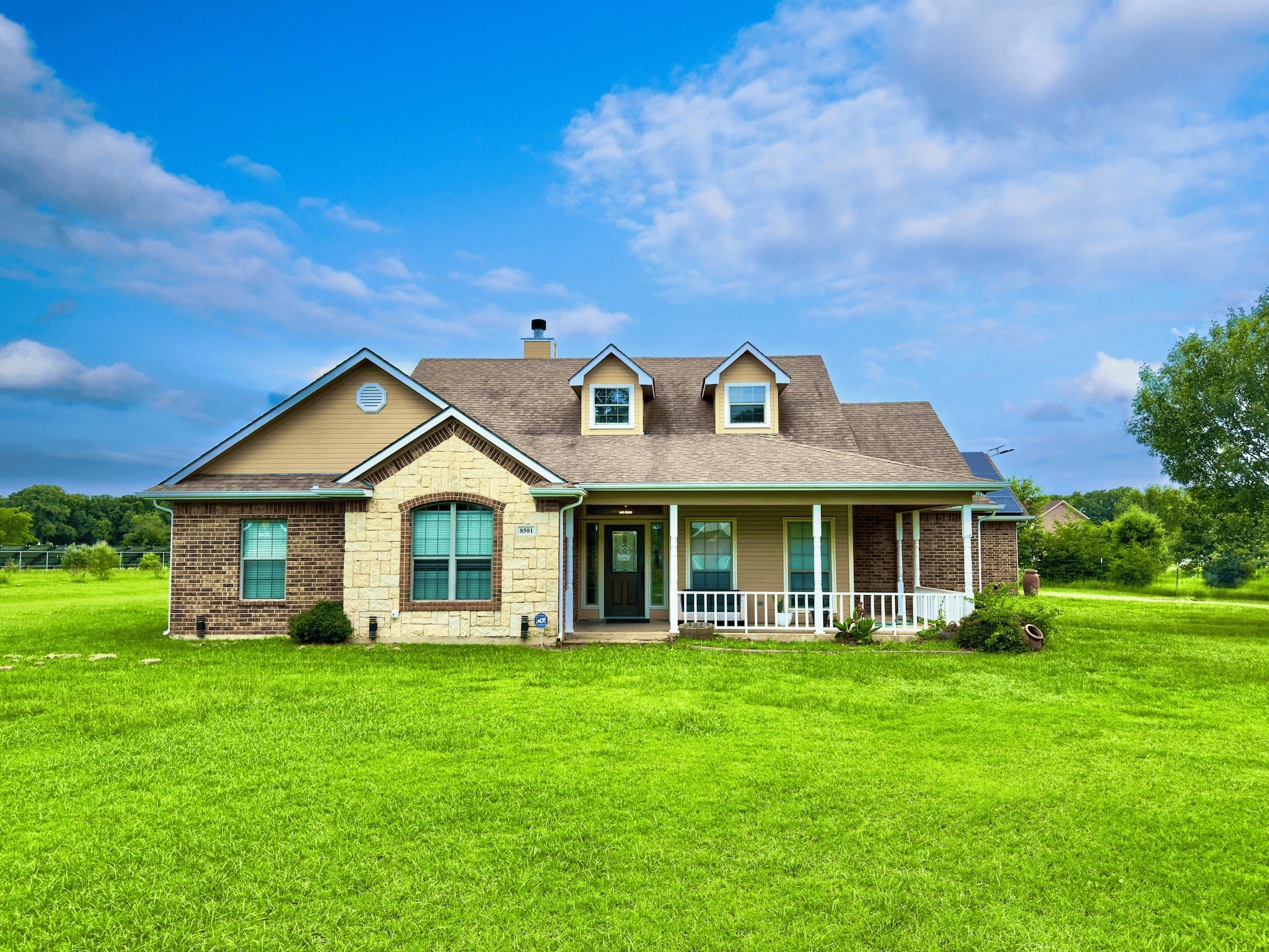 Photos of 8501 S FM 148 Scurry TX 75158
