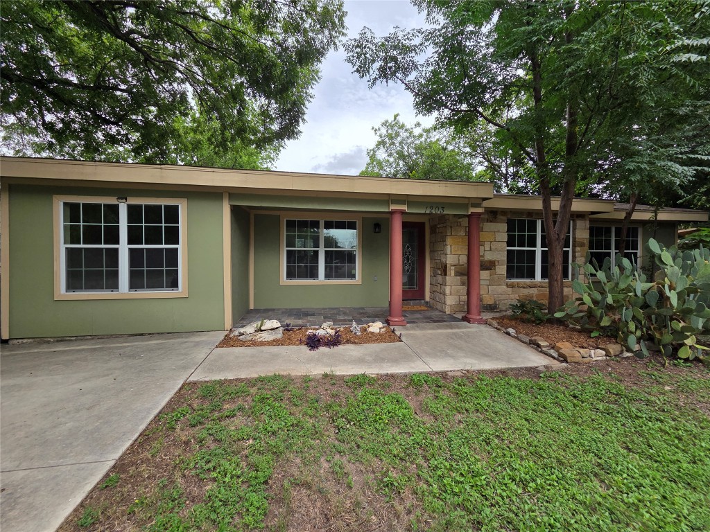 Photos of 1203 Haynes St San Marcos TX 78666