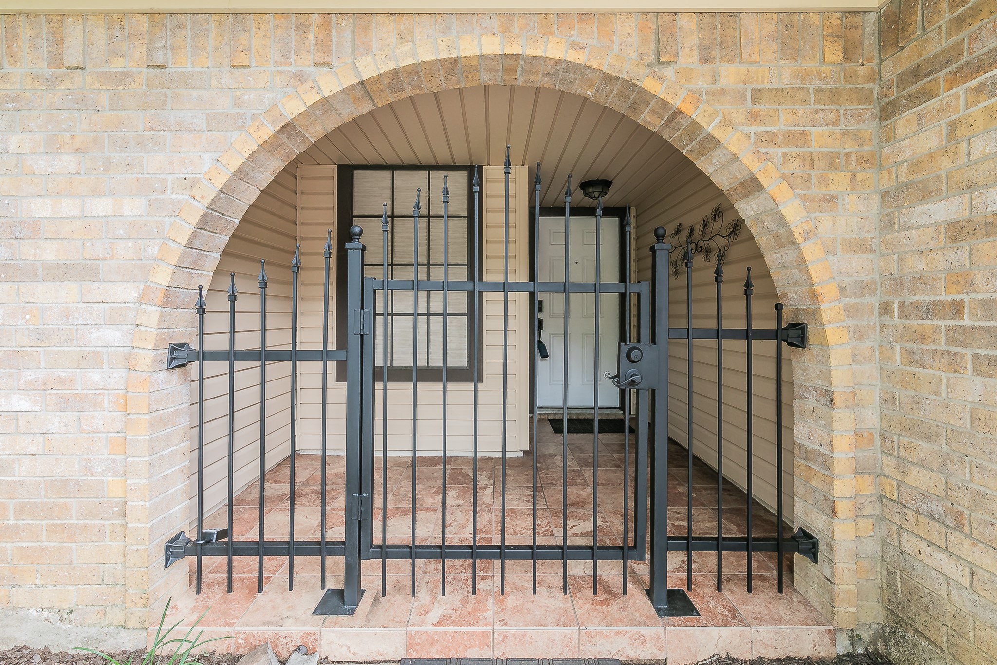 Photos of 4212 Oak Country Dr Arlington TX 76017