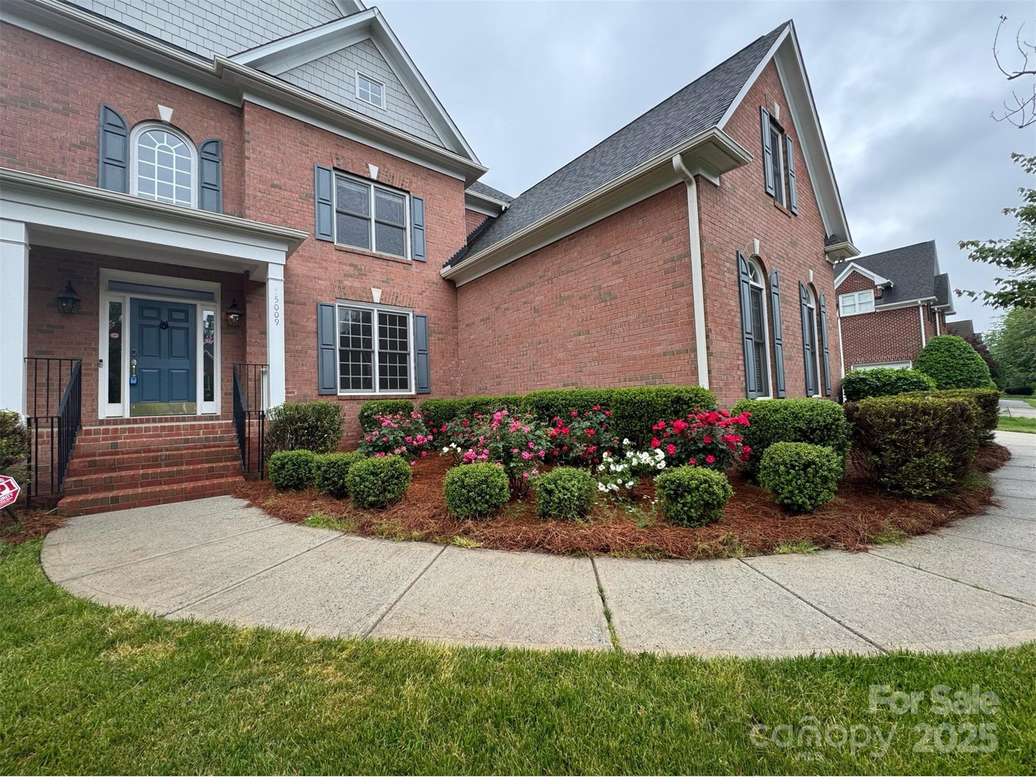 Photos of 15009 Lisha Ln Charlotte NC 28277