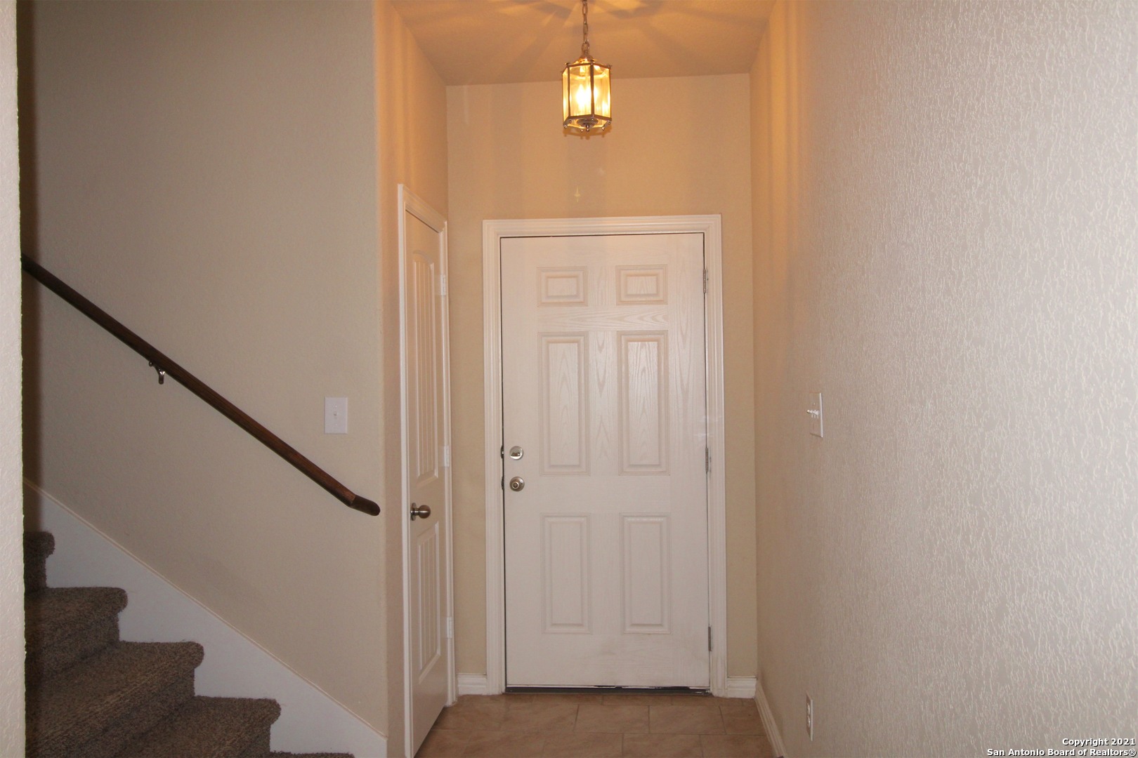 Photos of 9118 Hogarten Park Converse TX 78109