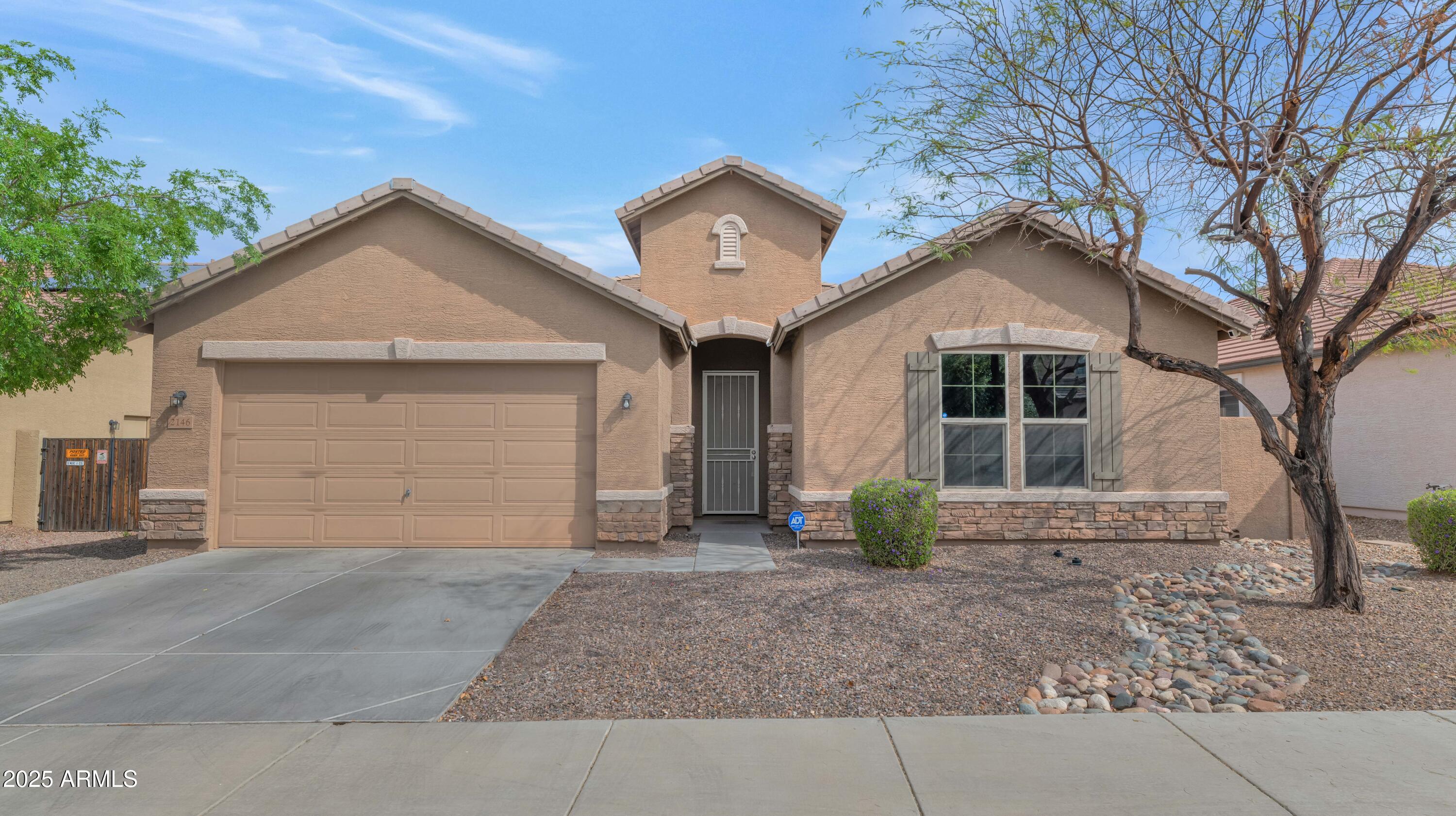 Photos of 2146 W Ian Dr Phoenix AZ 85041