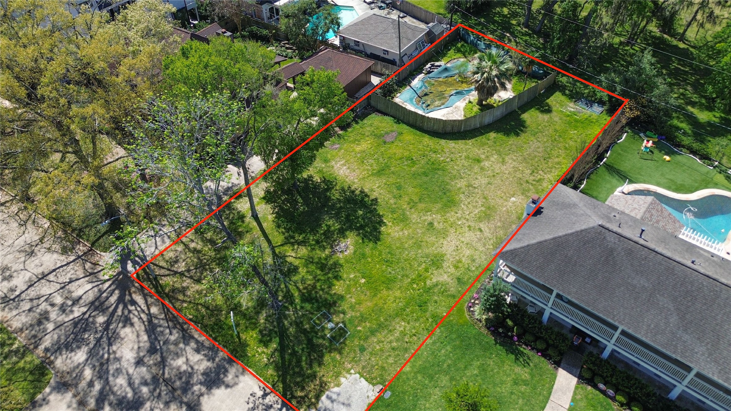 Photos of 14811 Bramblewood Dr Houston TX 77079