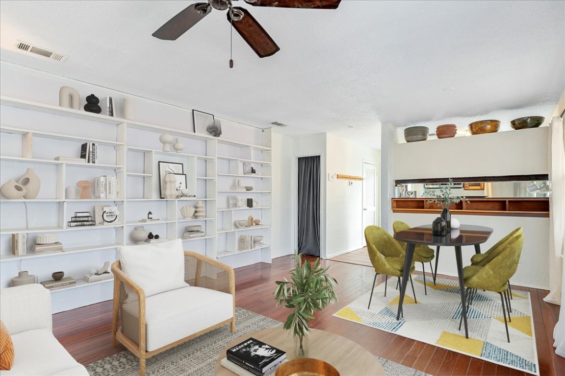 Photos of 2215 Post Rd Apt 2029 Austin TX 78704