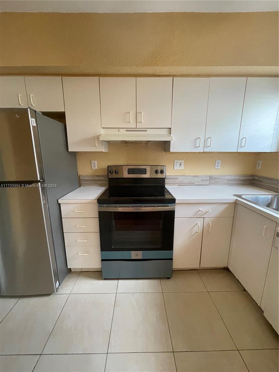 Photos of 483 NW 84th Ln Unit 483 Miami FL 33150