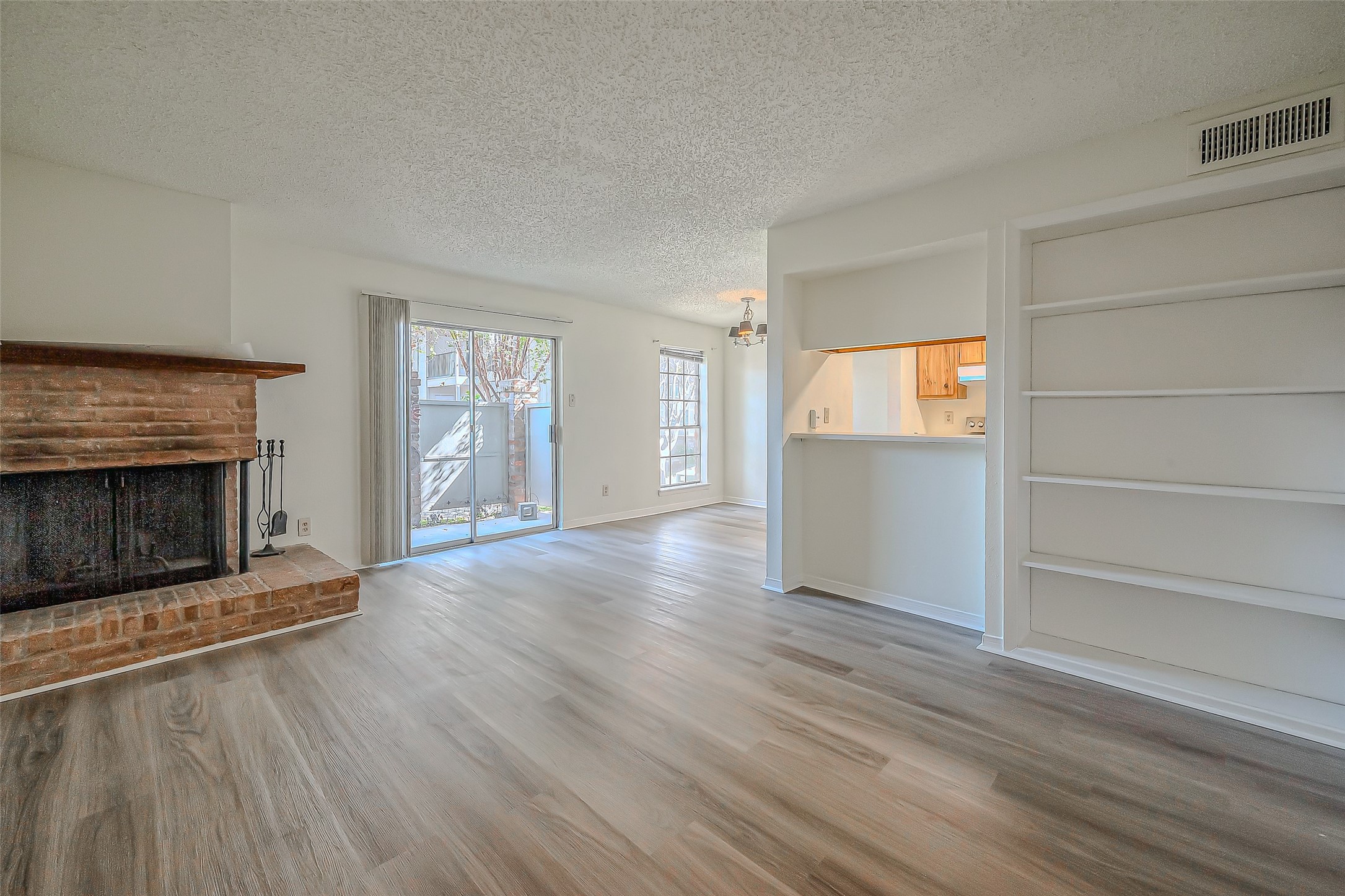 Photos of 2800 Jeanetta St Apt 1111 Houston TX 77063