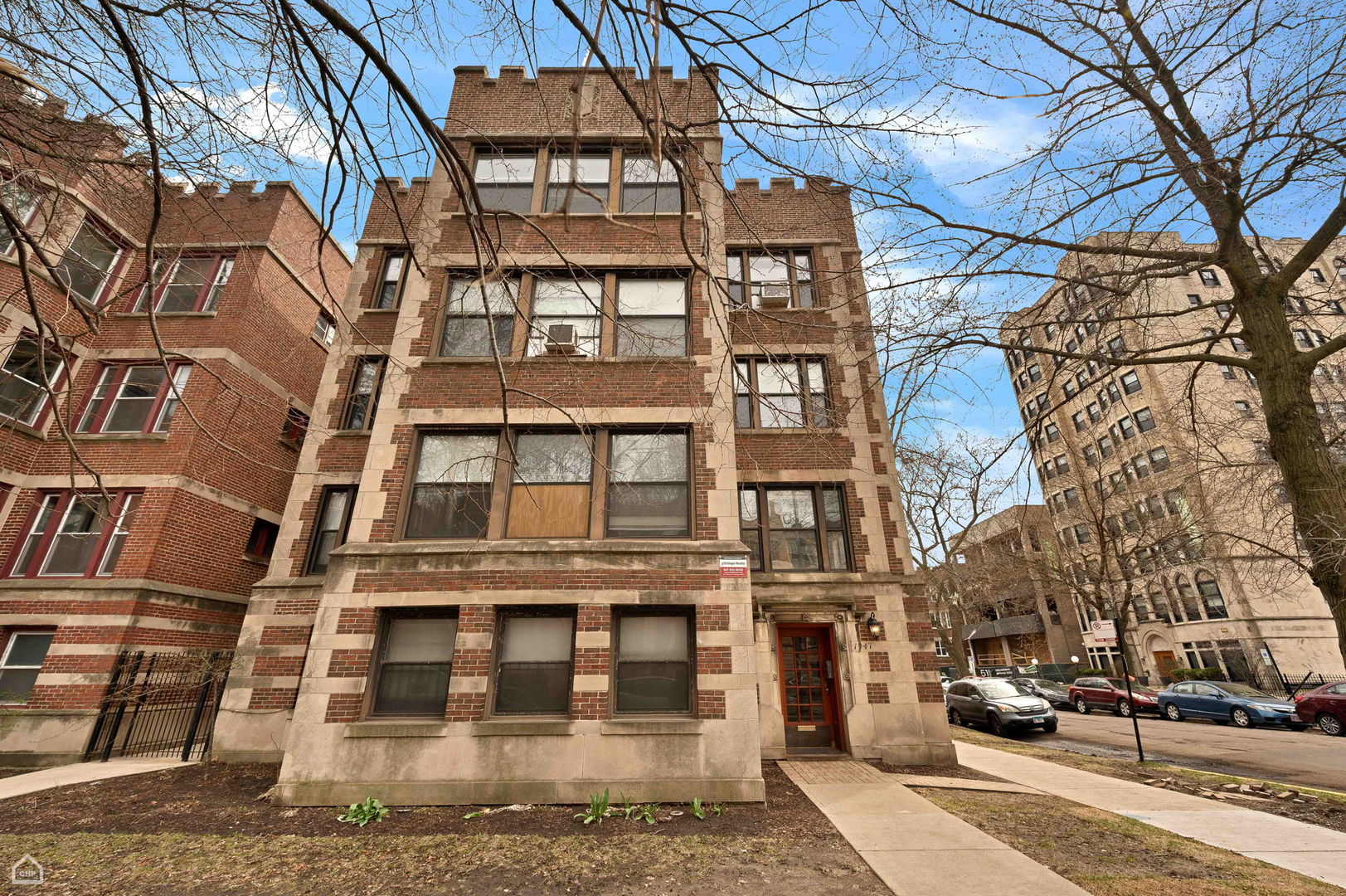 Photos of 1347 E Hyde Park Blvd Chicago IL 60615