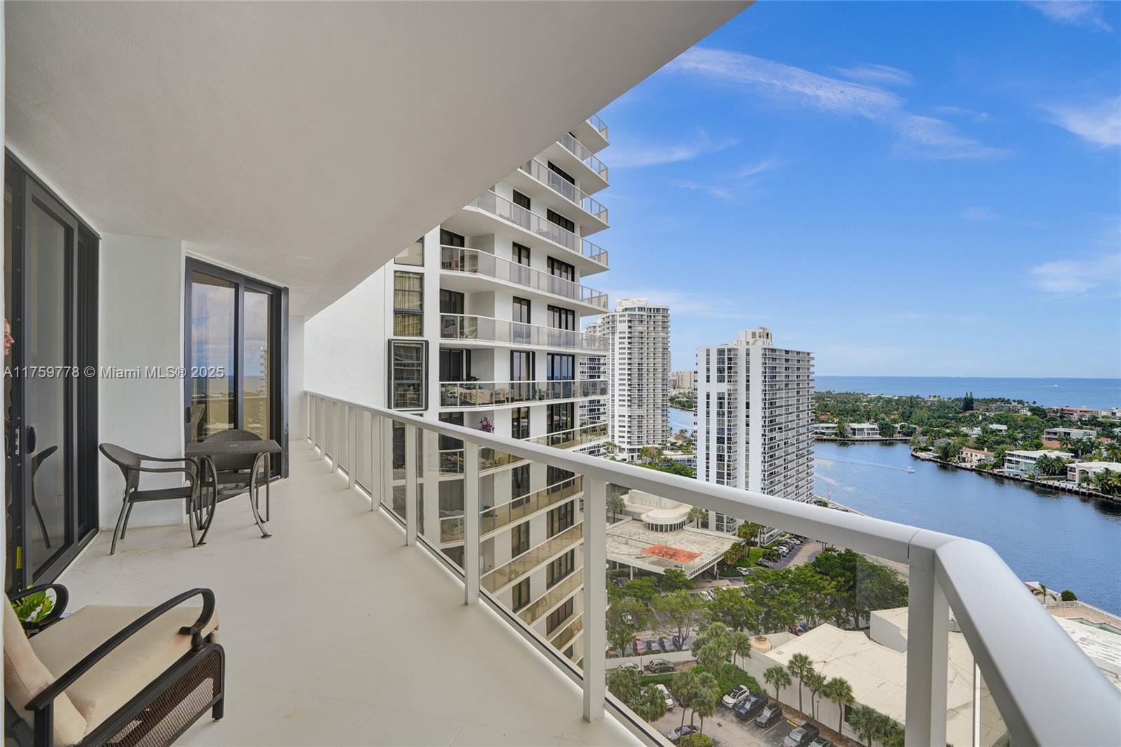 Photos of 20281 E Country Club Dr Apt 1712 Aventura FL 33180