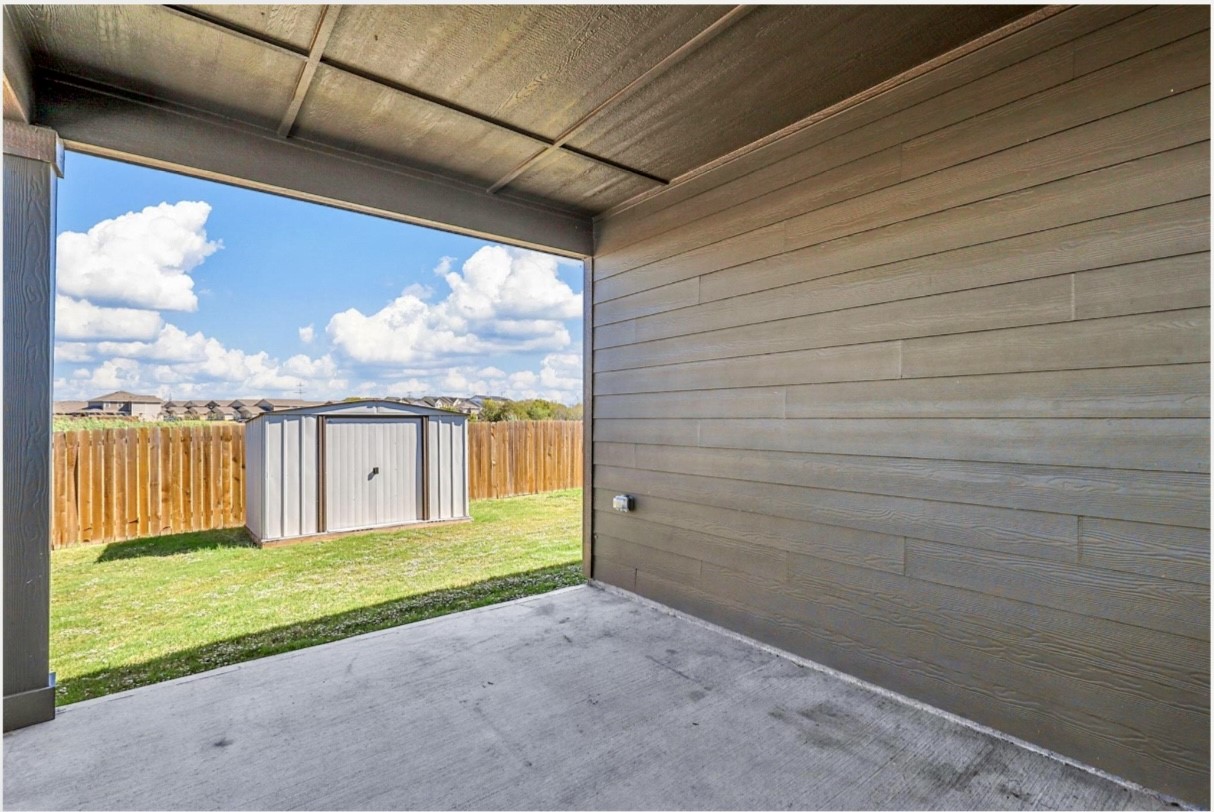 Photos of 205 Liberty Ln Venus TX 76084