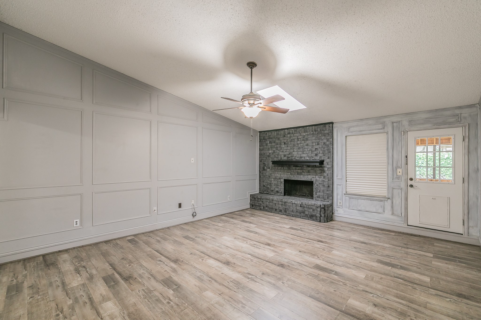 Photos of 4212 Oak Country Dr Arlington TX 76017