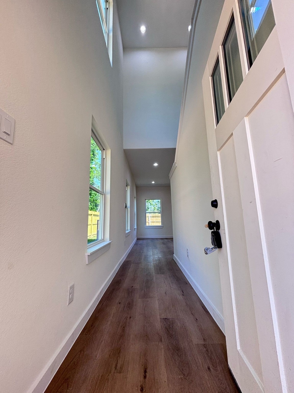 Photos of 8107 Ethel St Houston TX 77028