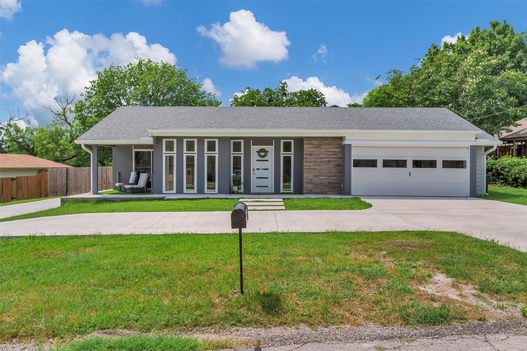 Photos of 4902 Boquillas Ct E Granbury TX 76049