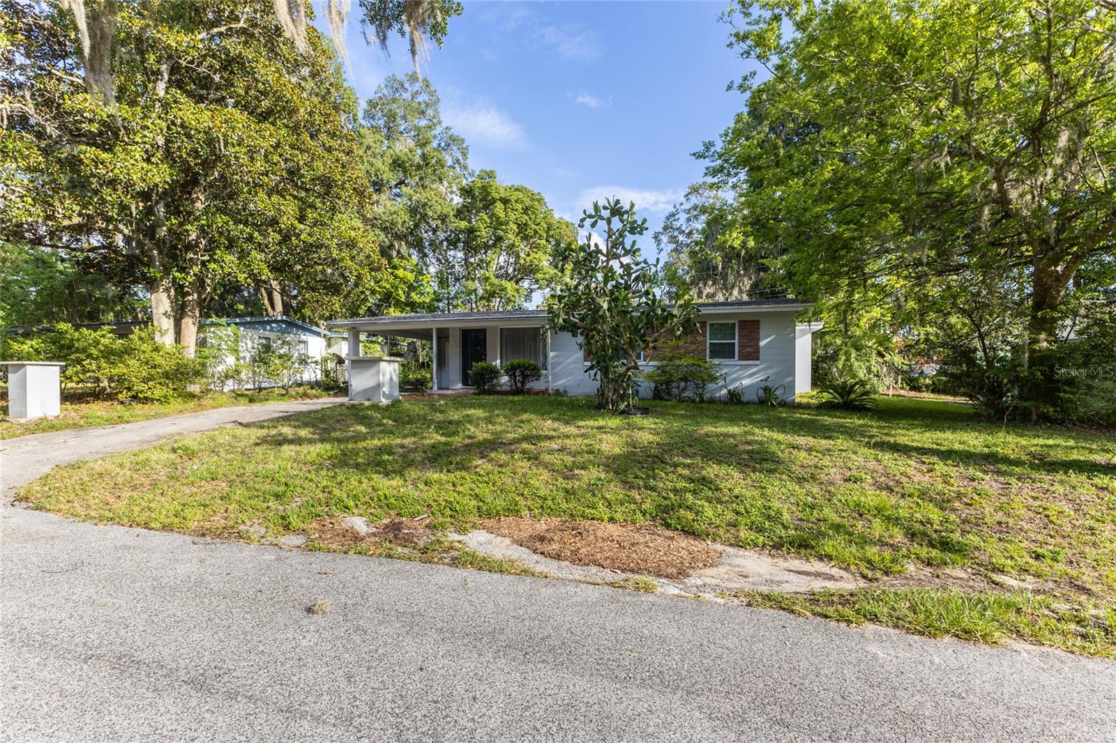 Photos of 929 SE 9th Pl Gainesville FL 32601