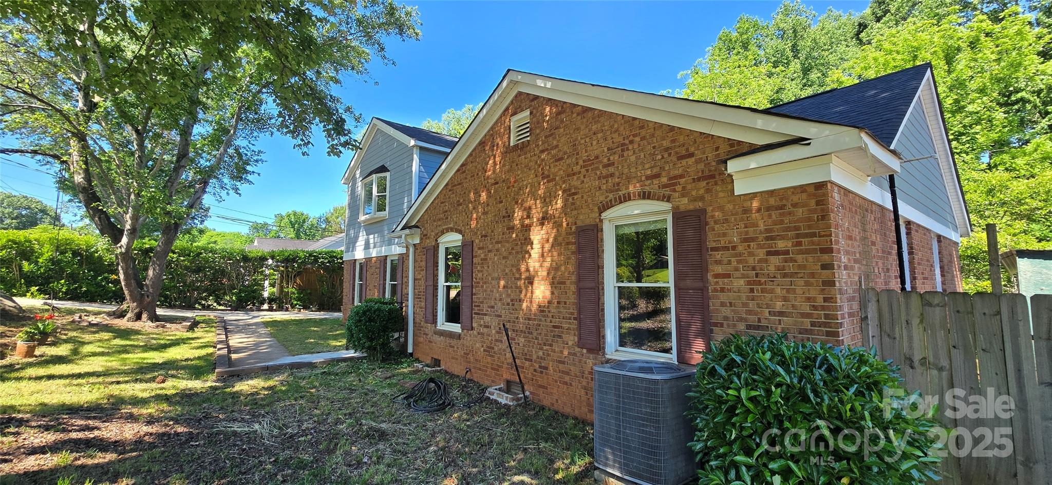 Photos of 401 Pamela St Gastonia NC 28054