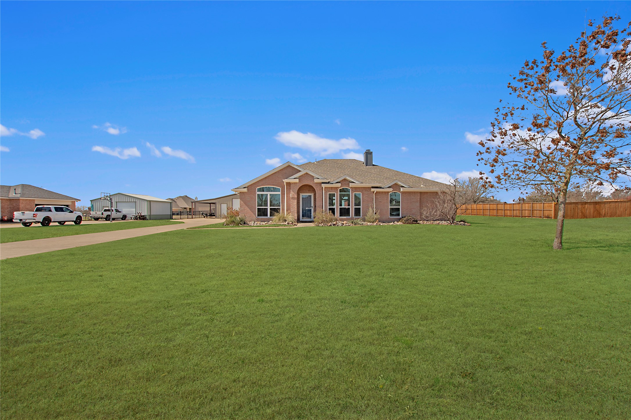 Photos of 620 Lakeridge Dr Lavon TX 75166