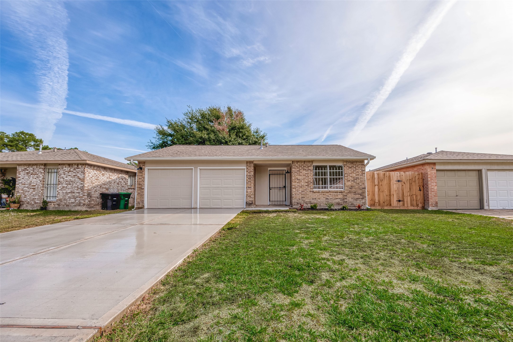 Photos of 8714 Valley Flag Dr Houston TX 77078