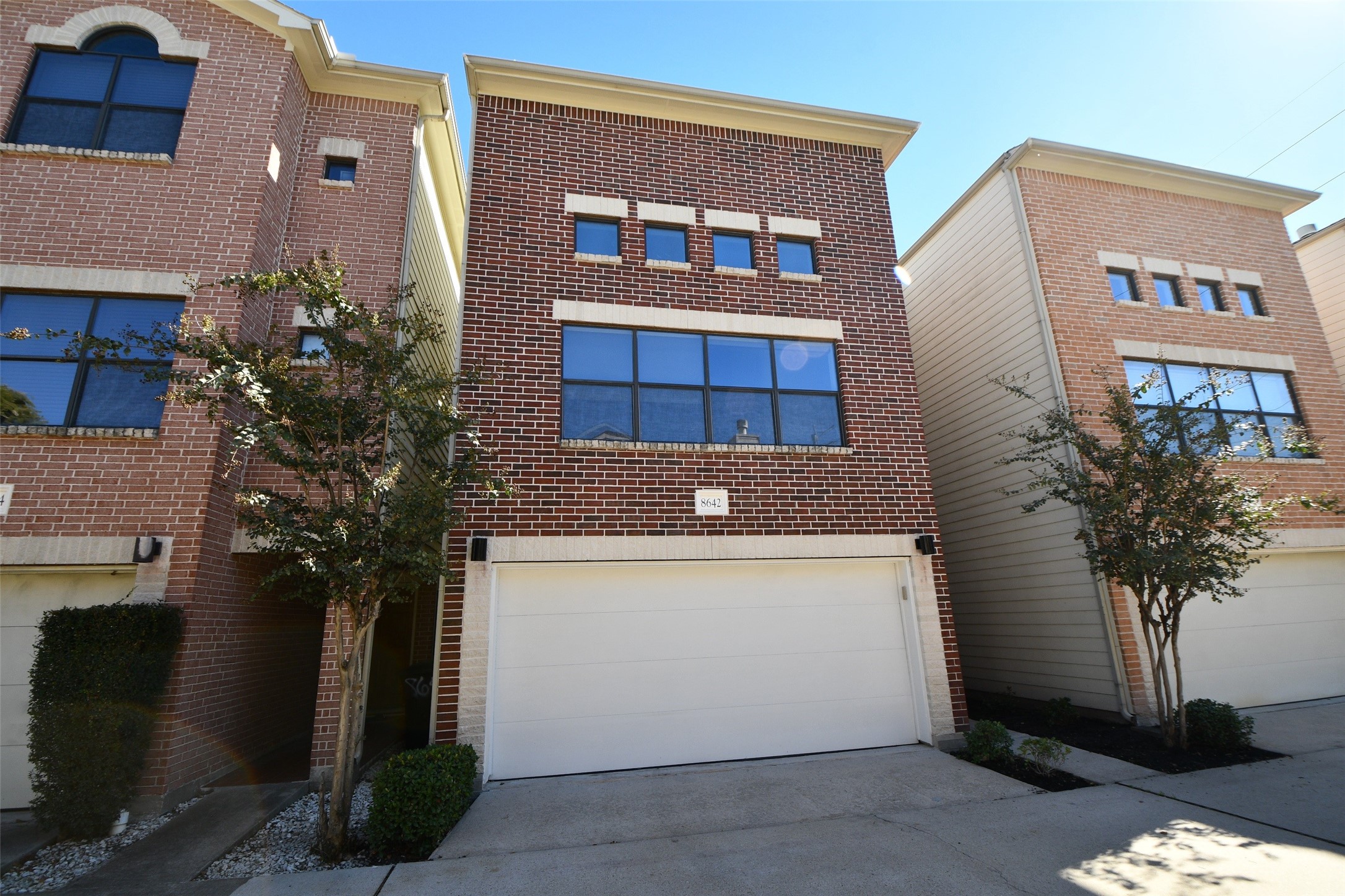 Photos of 8642 Meadowcroft Dr Houston TX 77063
