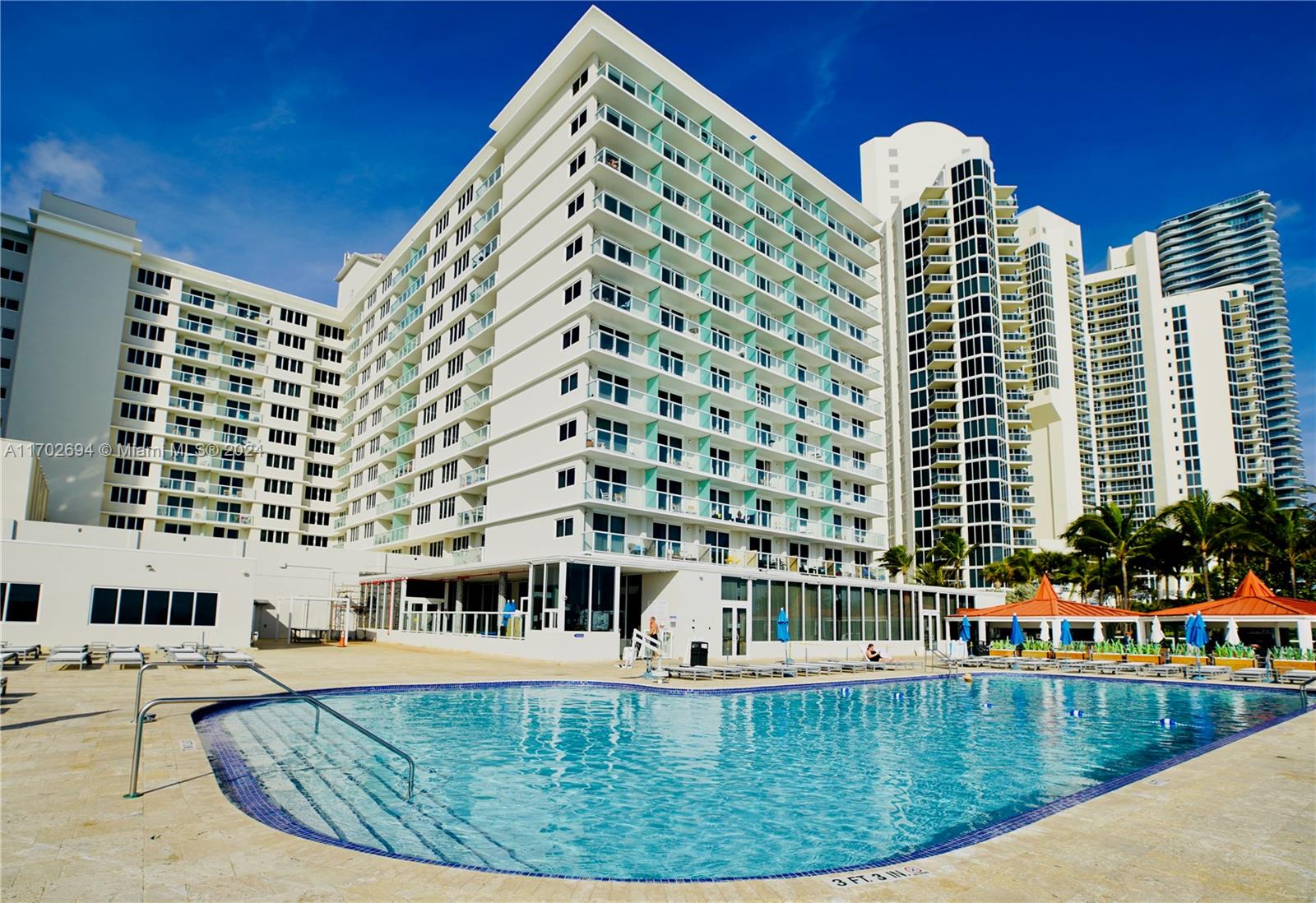 Photos of 19201 Collins Ave Unit 726 Sunny Isles Beach FL 33160