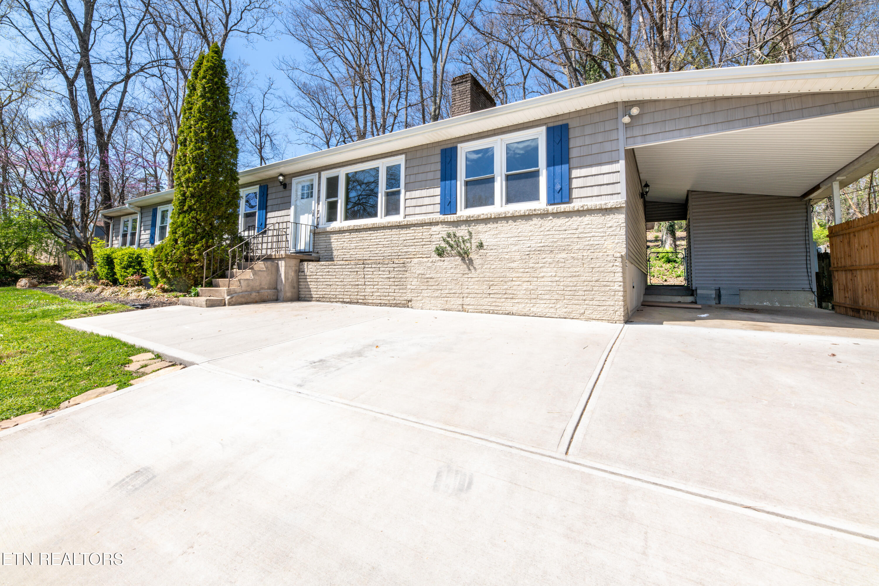 Photos of 1405 Bonita Dr Knoxville TN 37918