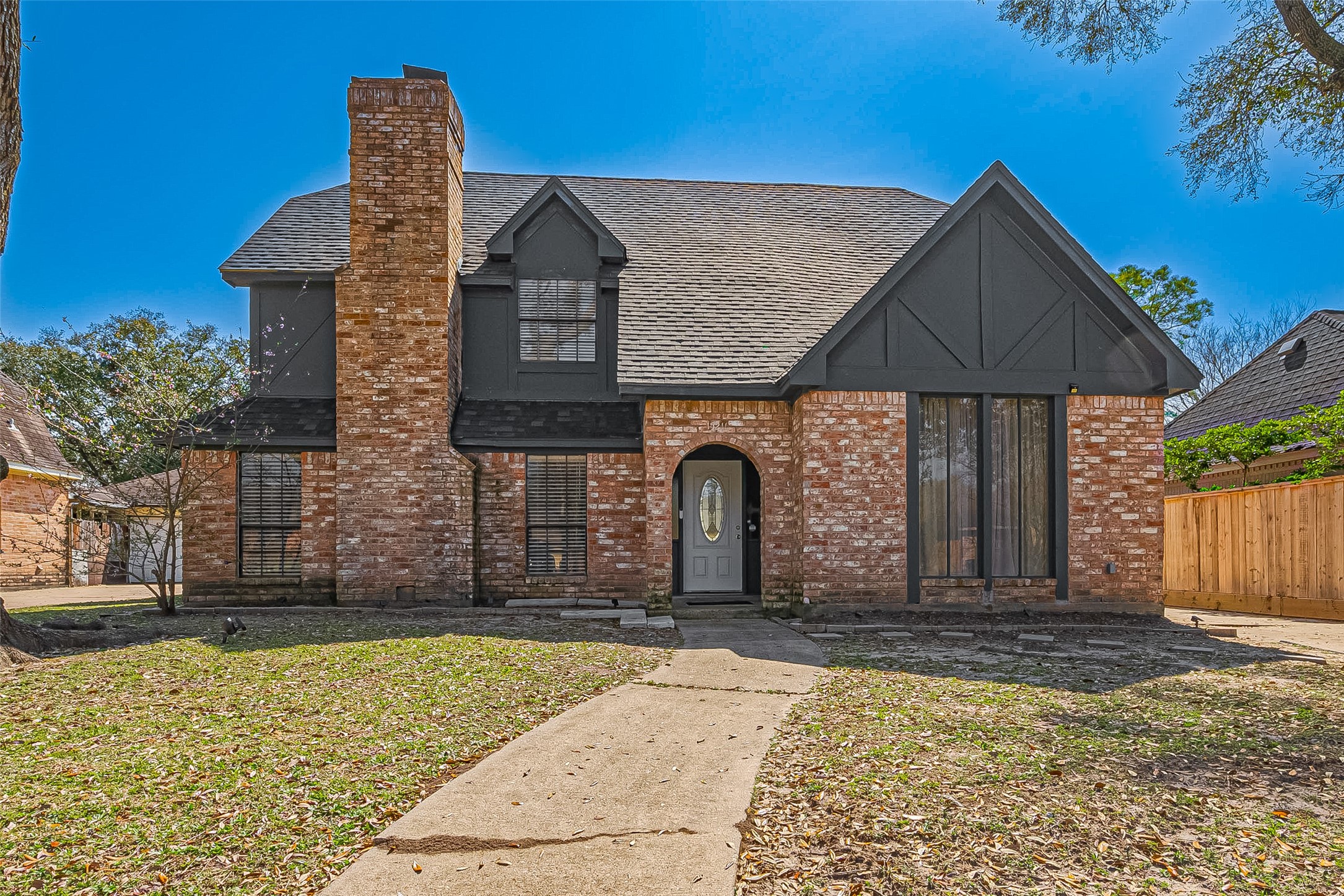 Photos of 15211 Camino Del Sol Dr Houston TX 77083